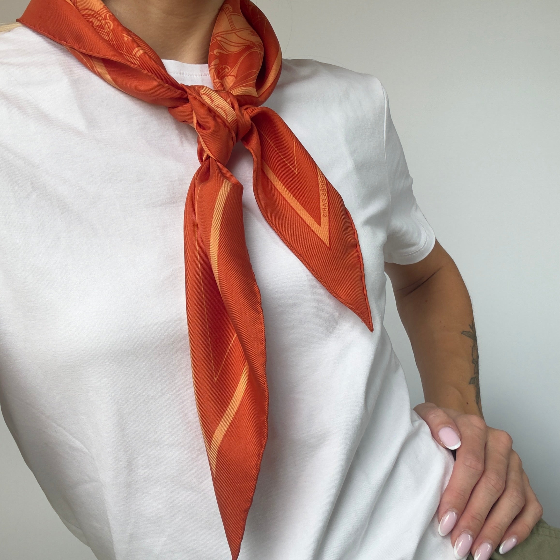 Hermes Ex Libris Silk Triangle Scarf - Queen May