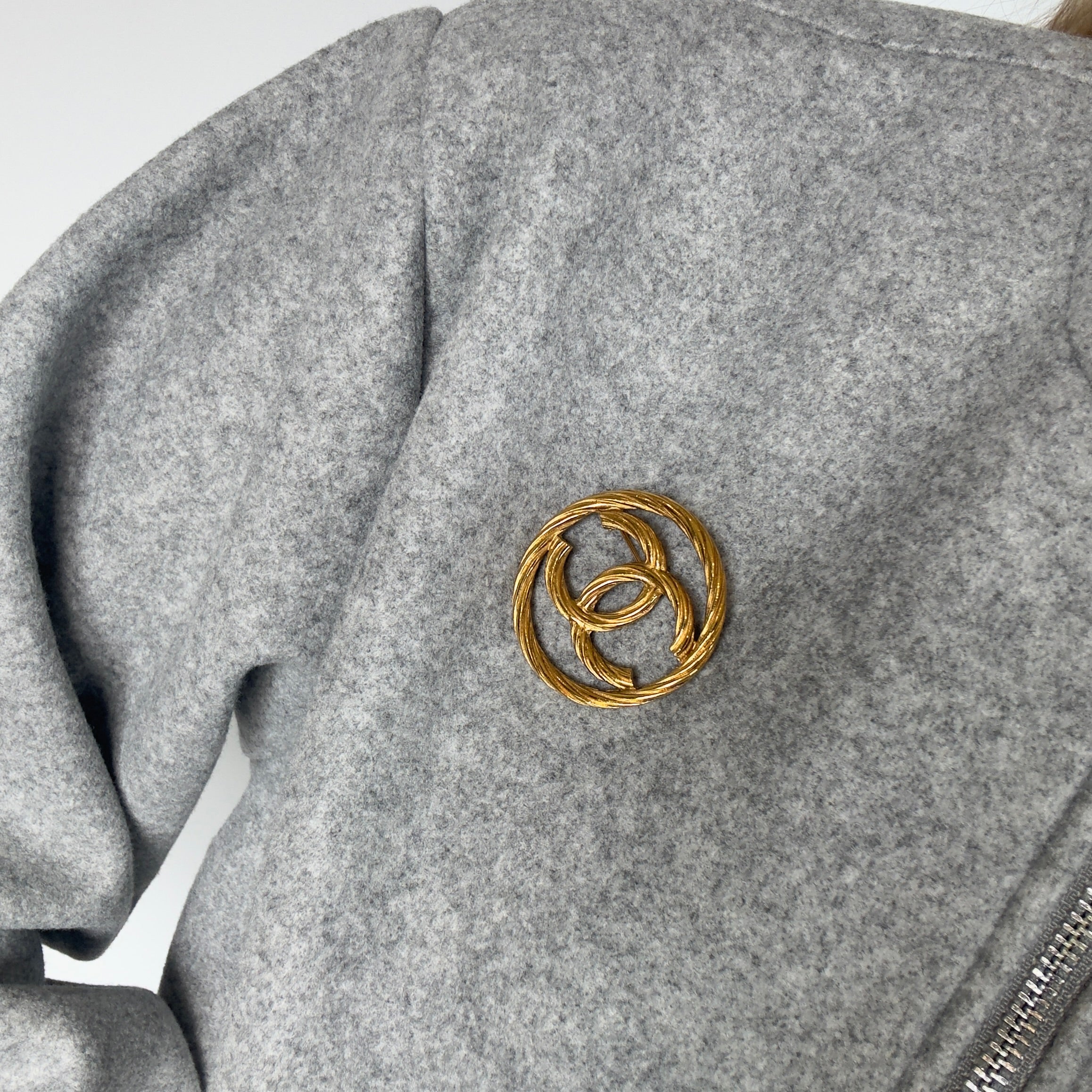 Vintage Chanel CC Rope Brooch Gold Plated - Queen May