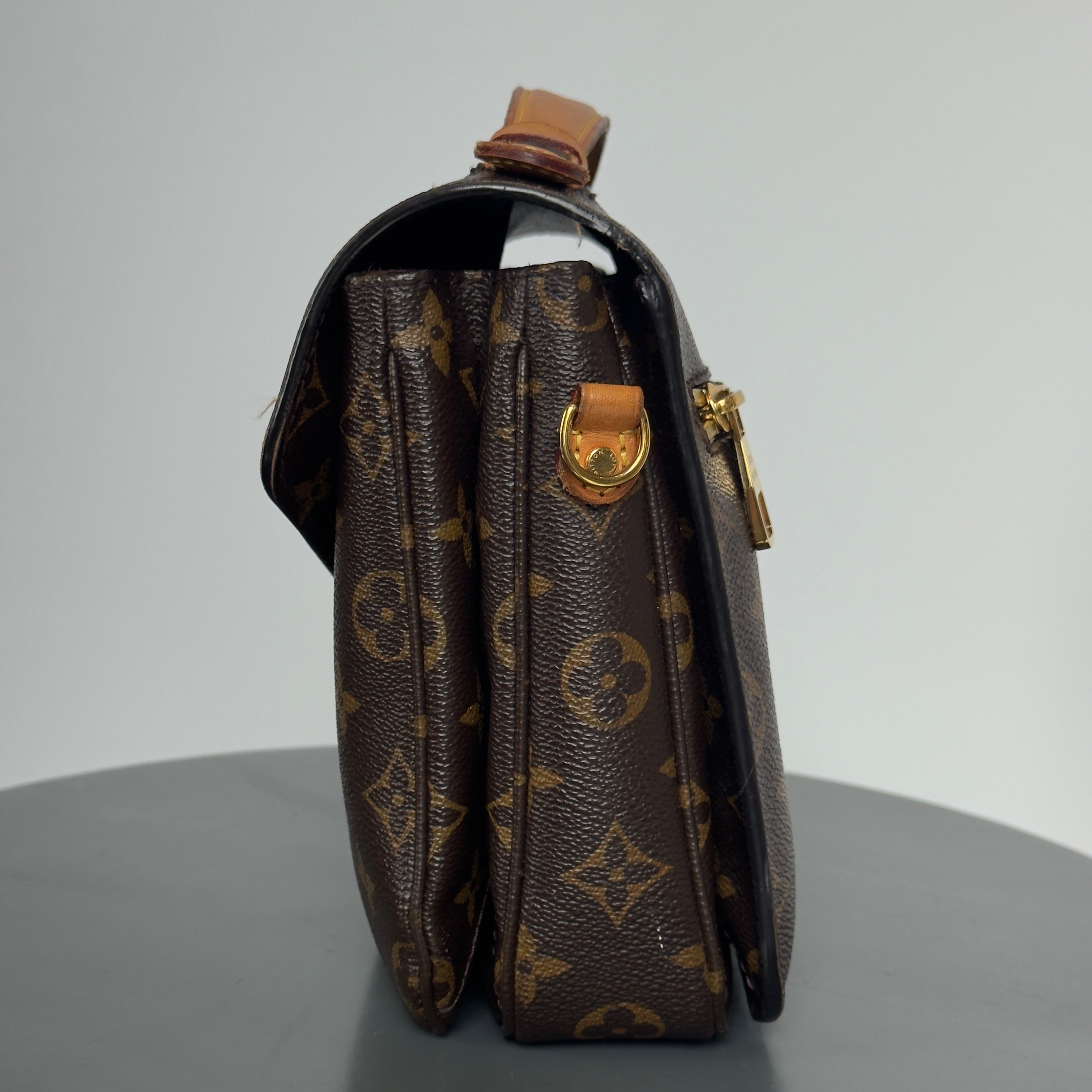 Louis Vuitton Metis Crossbody Bag - Queen May