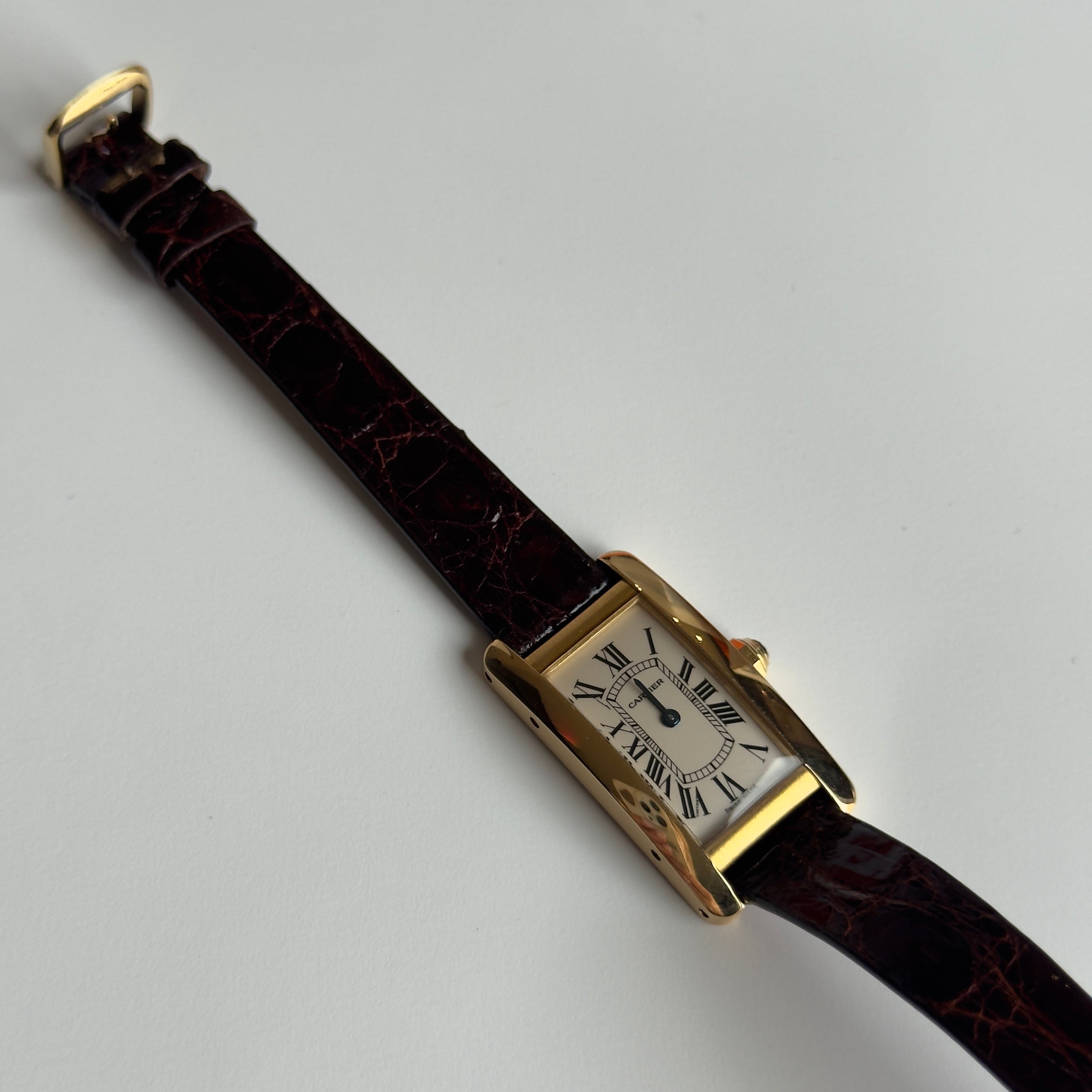 Cartier Tank Américaine 18K Yellow Gold Model 2482 White Roman Numeral Dial Quartz With Box and Papers