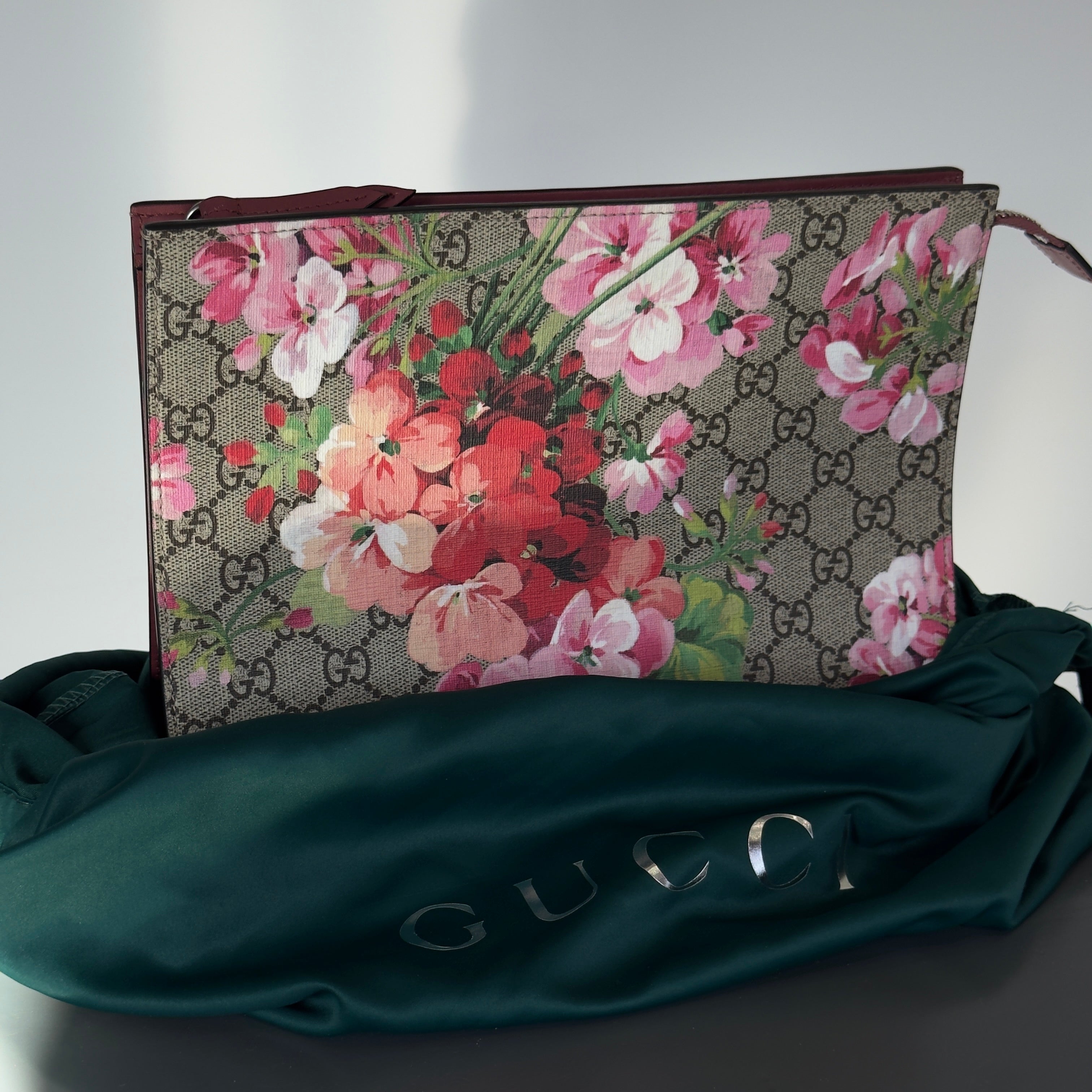 Gucci Bloom Case - Queen May