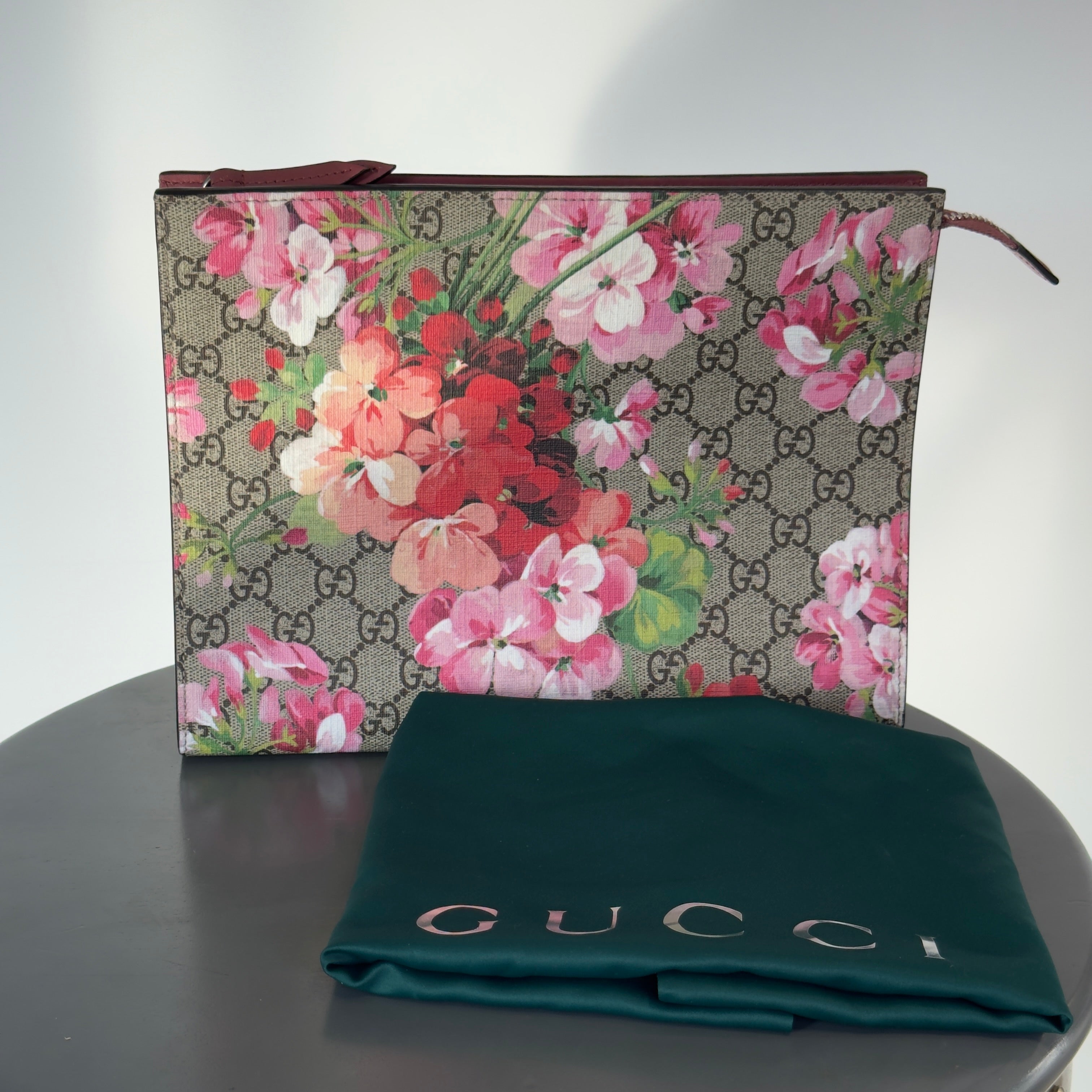 Gucci Bloom Case - Queen May