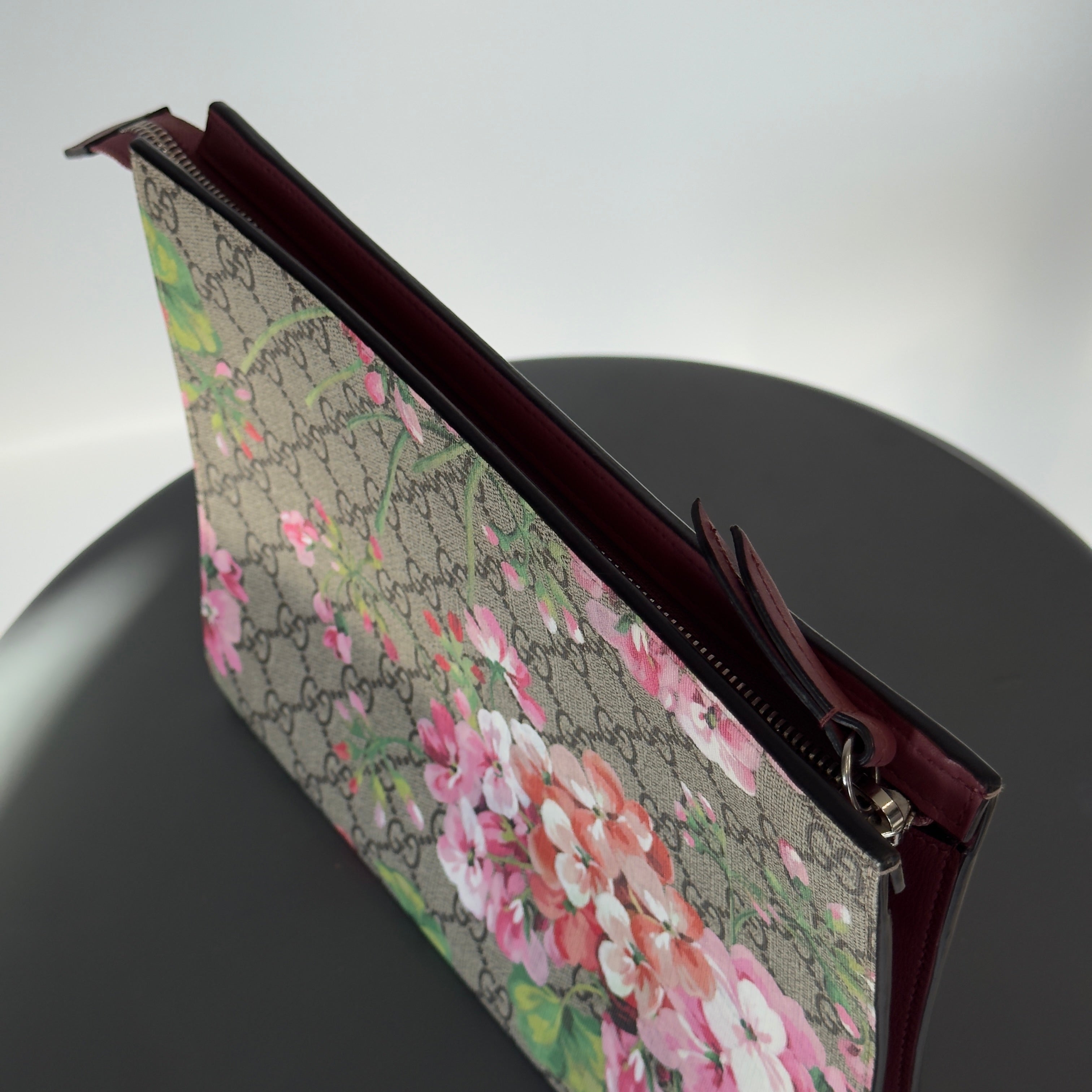 Gucci Bloom Case - Queen May