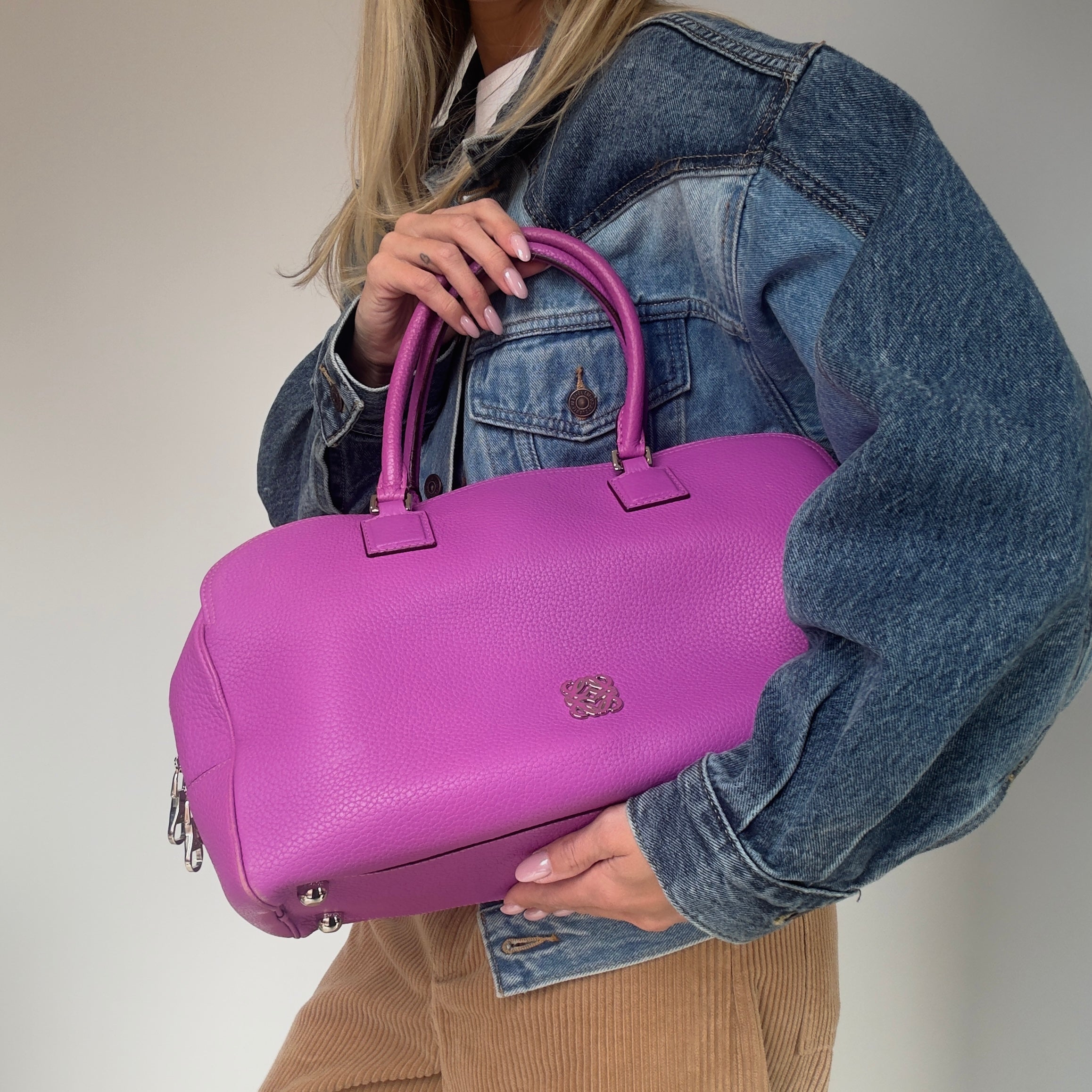 Loewe Fuchsia Amazona Bag - Queen May
