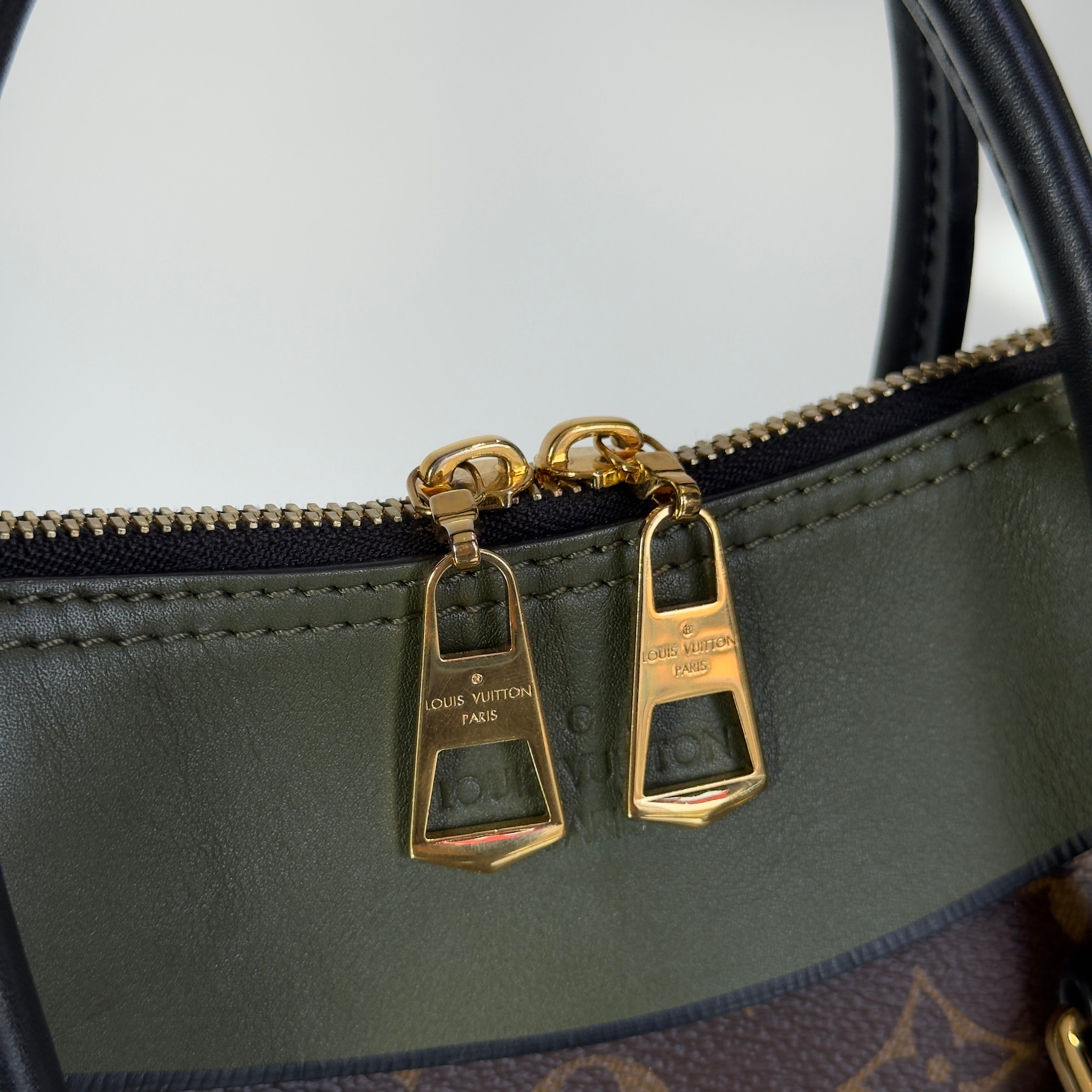 Louis Vuitton Monogram Tuileries - Queen May