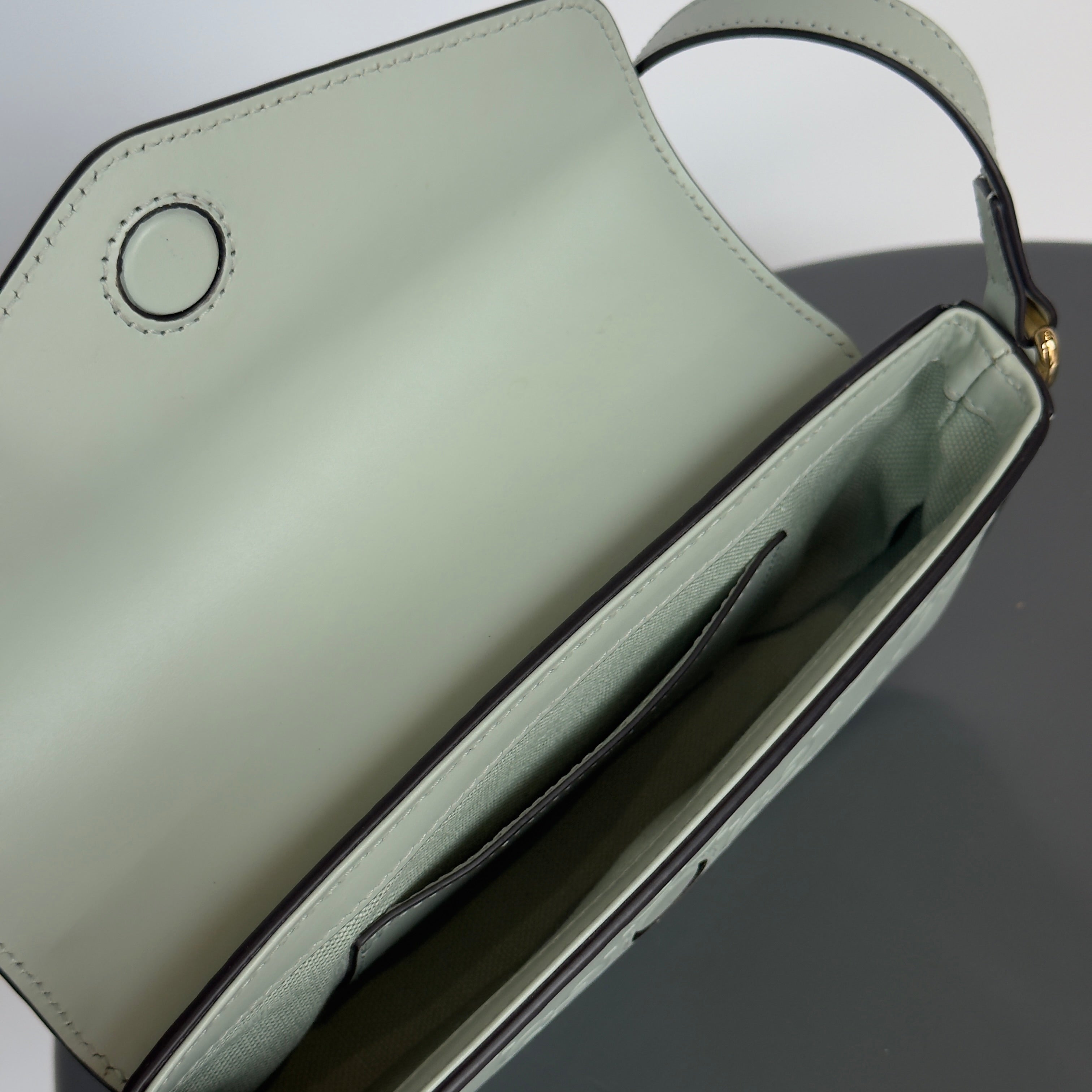 Gucci GG Super Mini Leather Shoulder Bag - Queen May