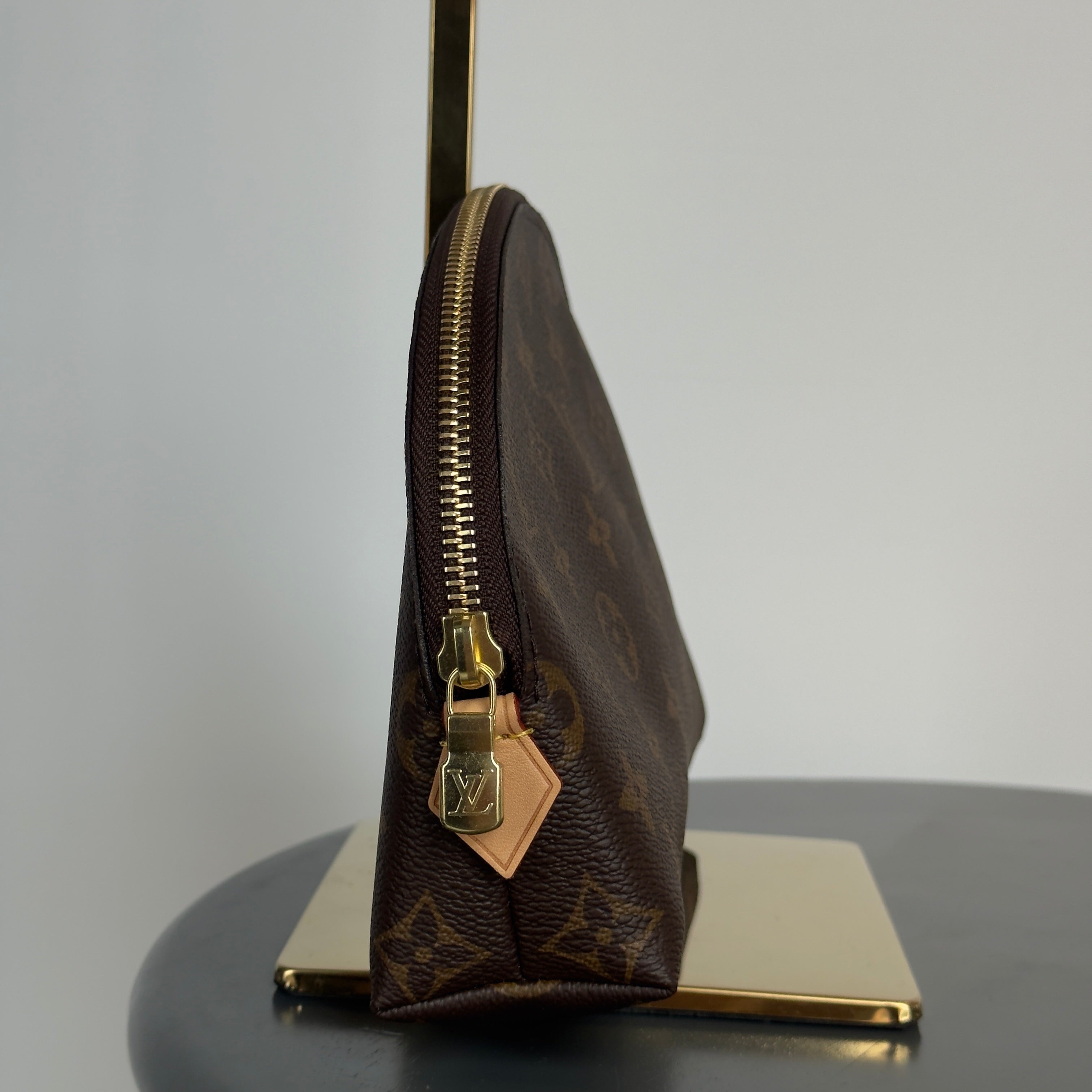 Louis Vuitton Nice Cosmetic Pouch BB - Queen May