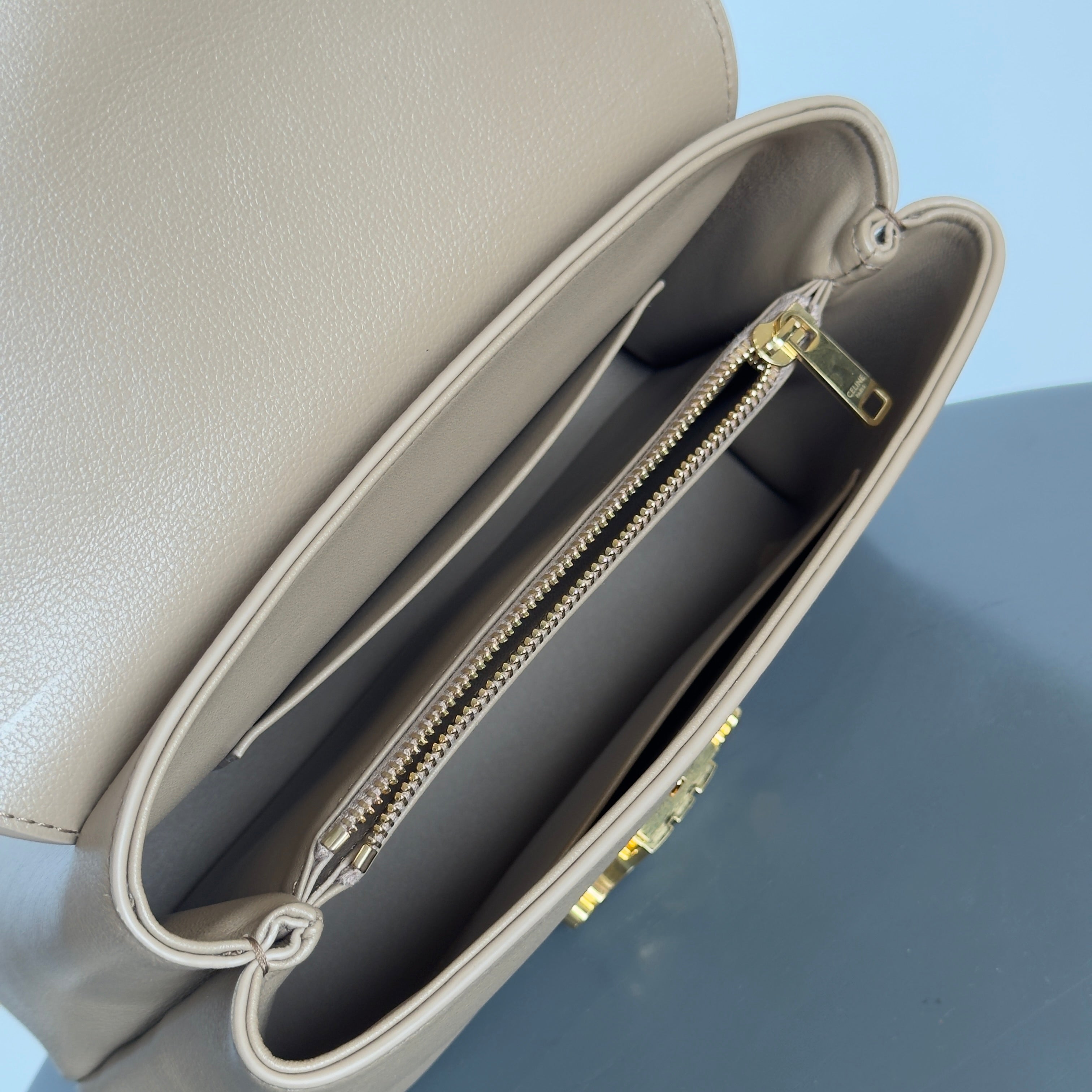 Celine Triomphe Nino Teen - Queen May