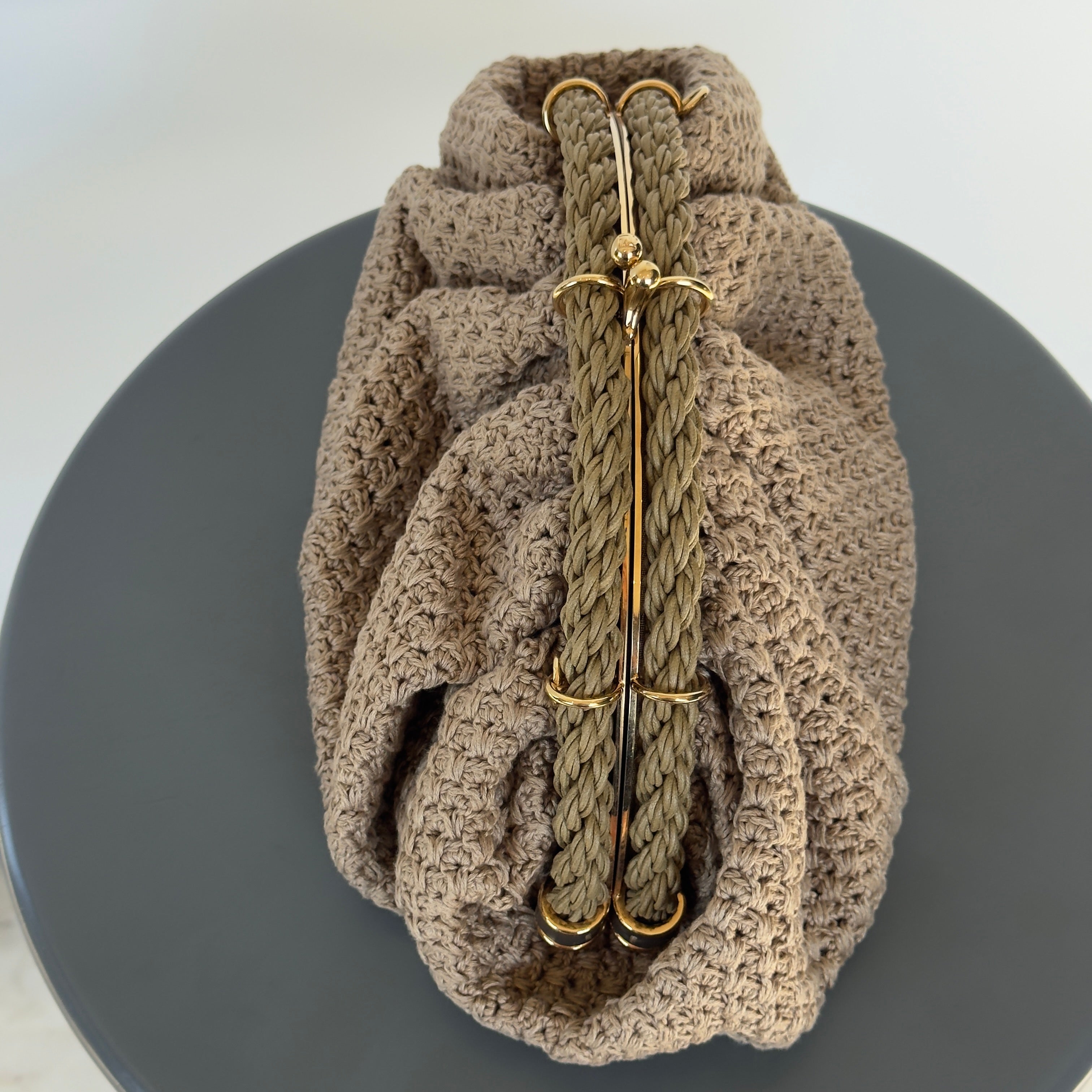 Fendi Intreccio Macrame Braided Shell Clutch With Fendi Strap - Queen May