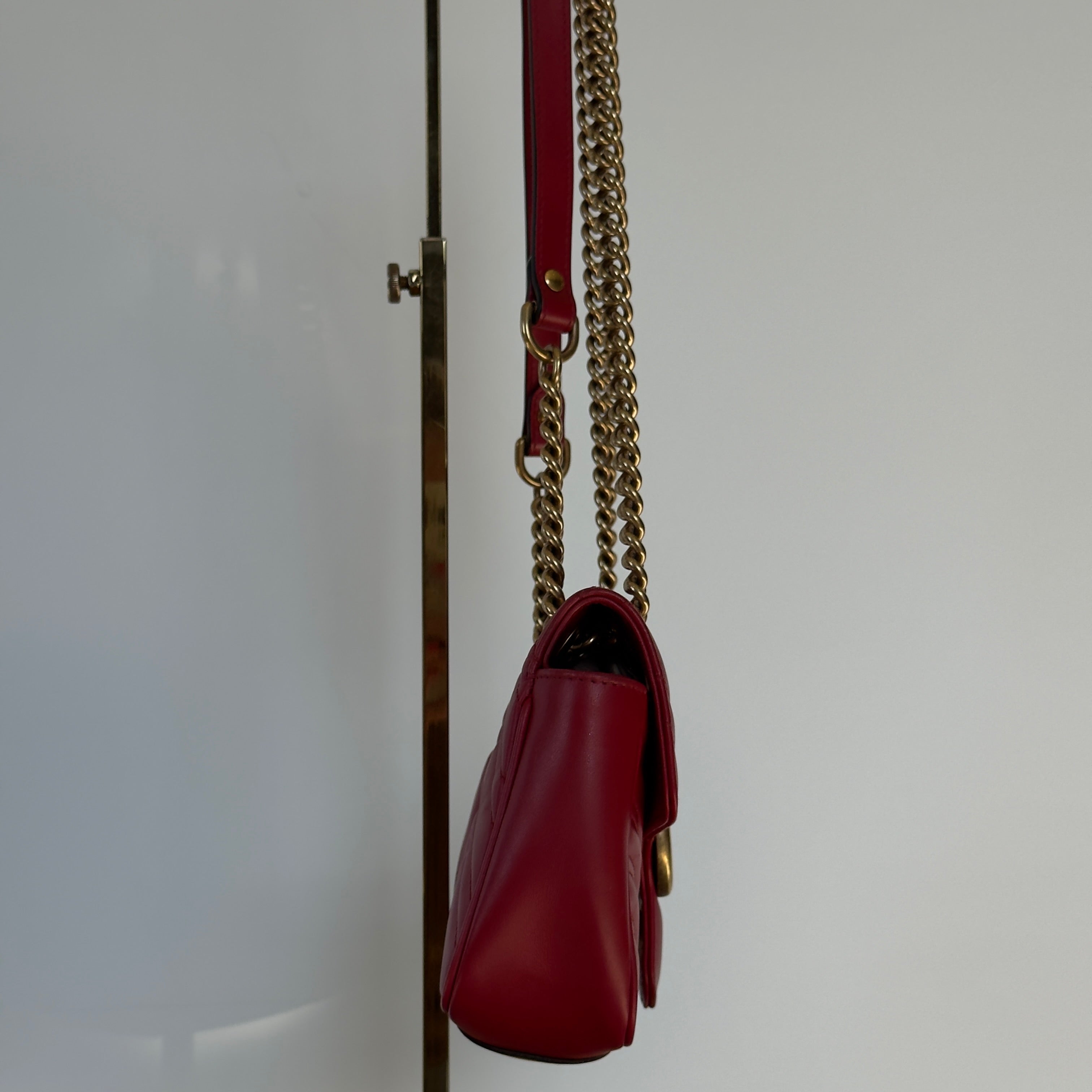 Gucci Marmont Matelasse Small Red - Queen May