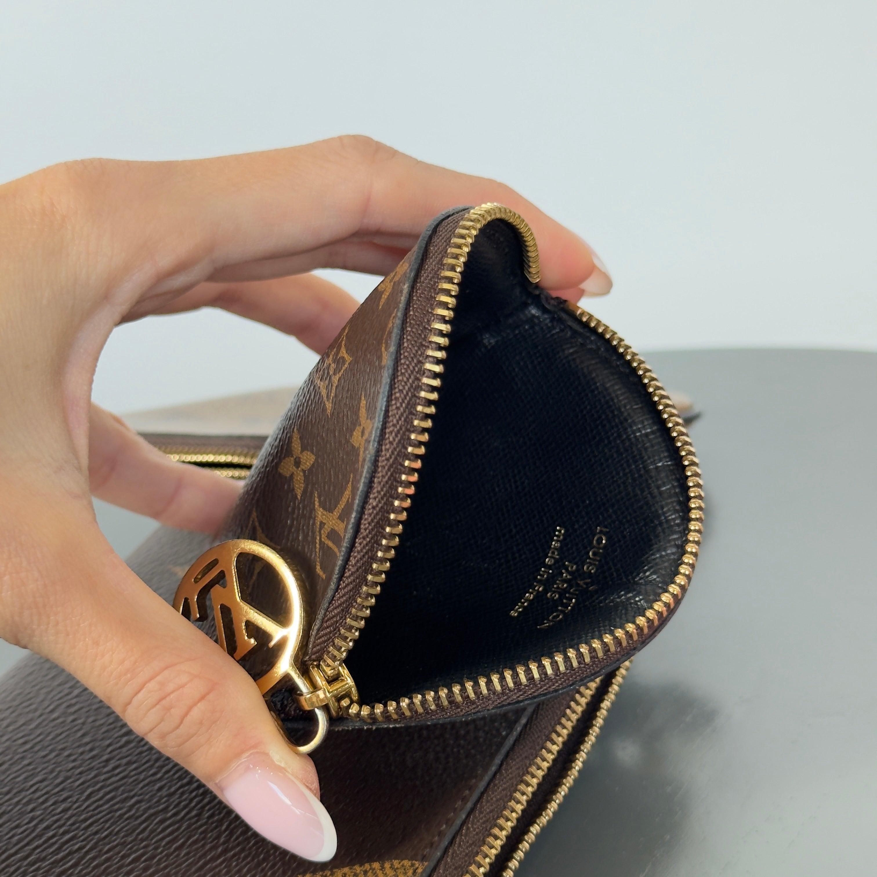 Louis Vuitton Trio Pouch Set Giant - Queen May
