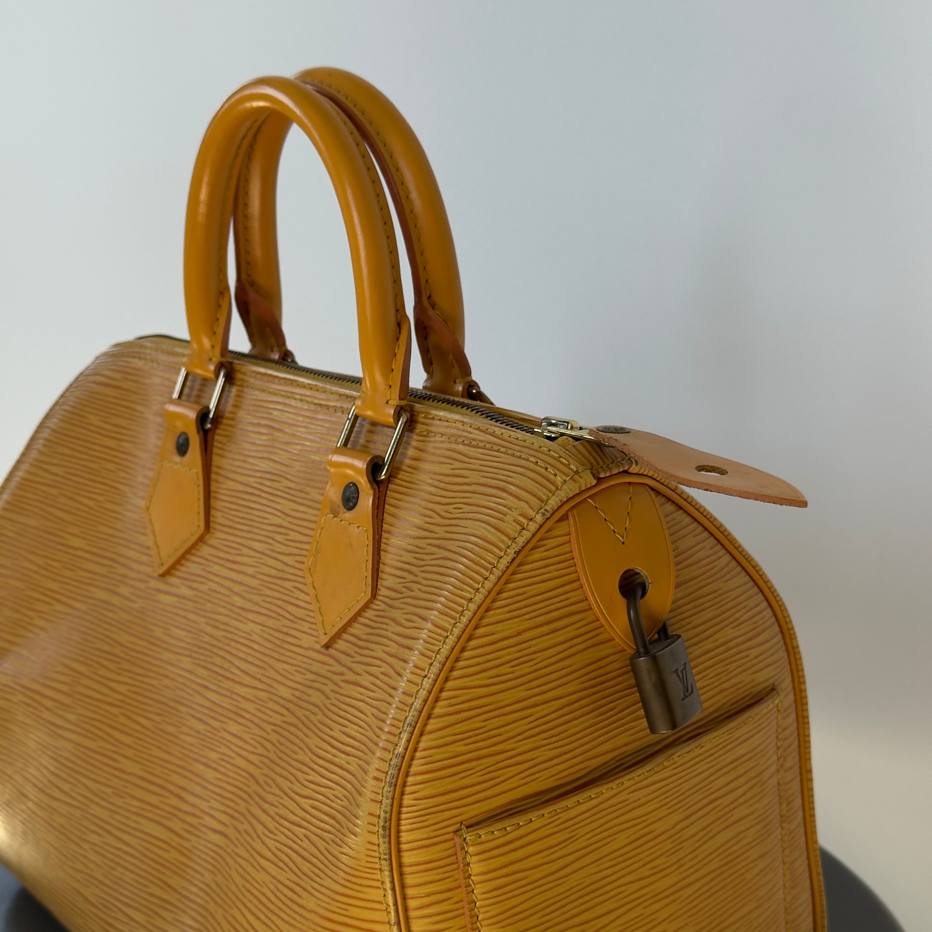 Louis Vuitton Epi Leather Speedy 25 Yellow - Queen May