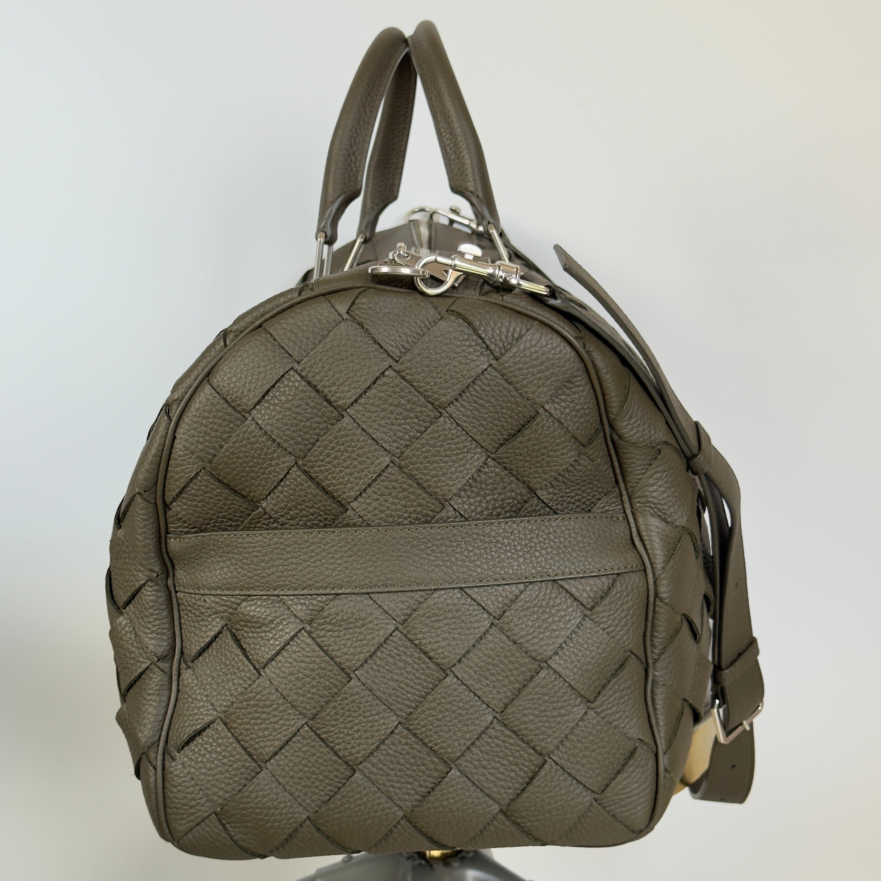 Bottega Veneta Mens Intrecciato Grained Leather Duffel Bag - Queen May