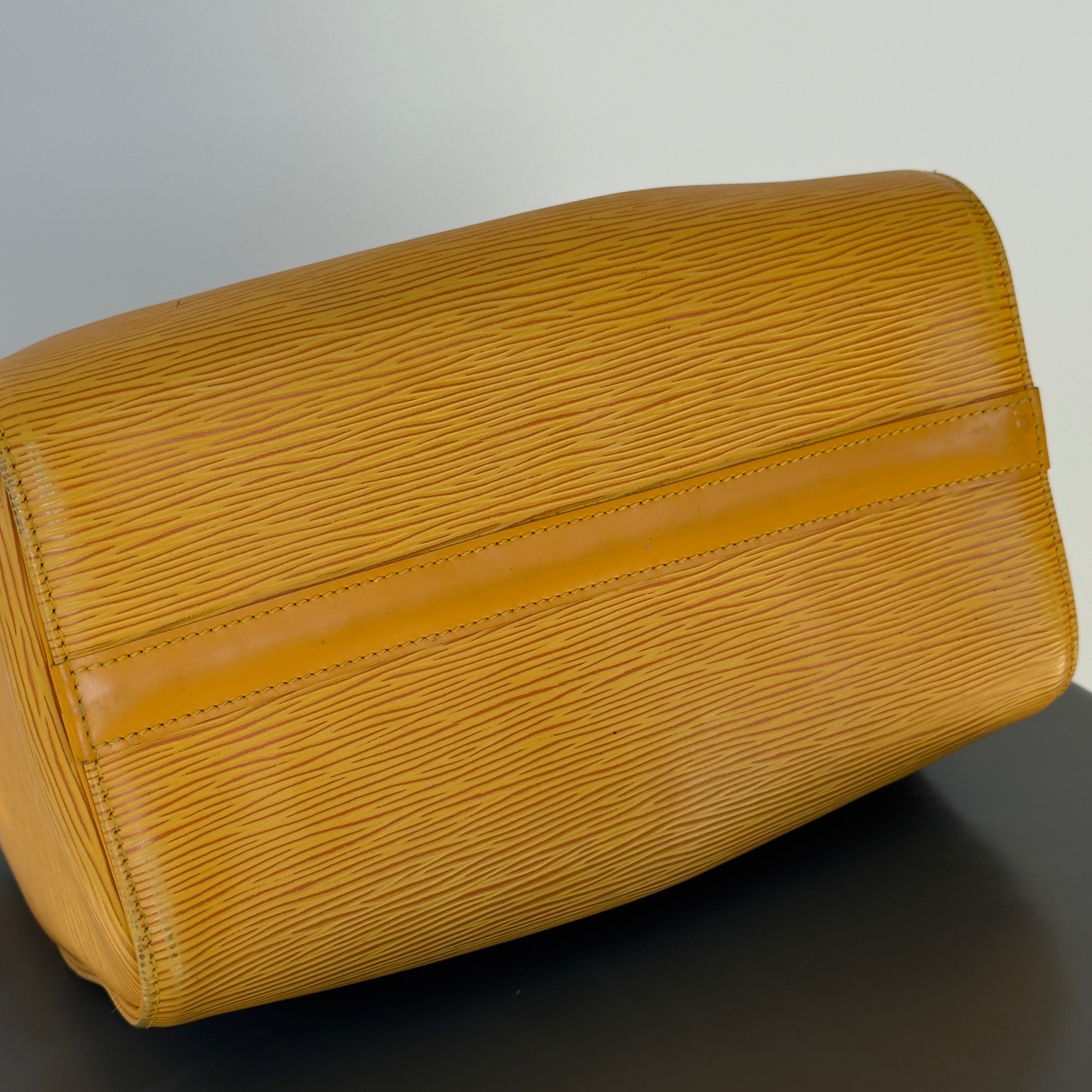 Louis Vuitton Epi Leather Speedy 25 Yellow - Queen May