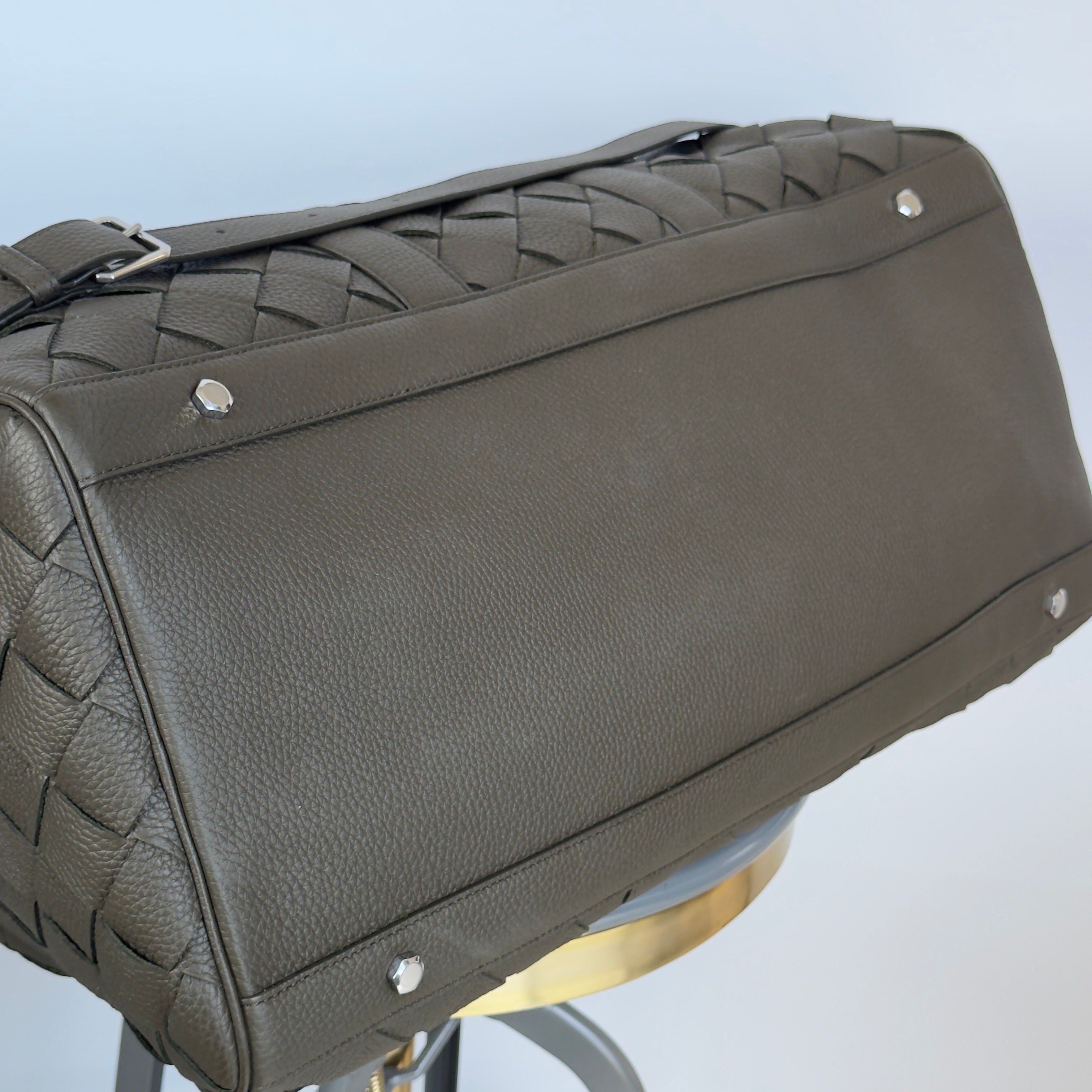 Bottega Veneta Mens Intrecciato Grained Leather Duffel Bag - Queen May