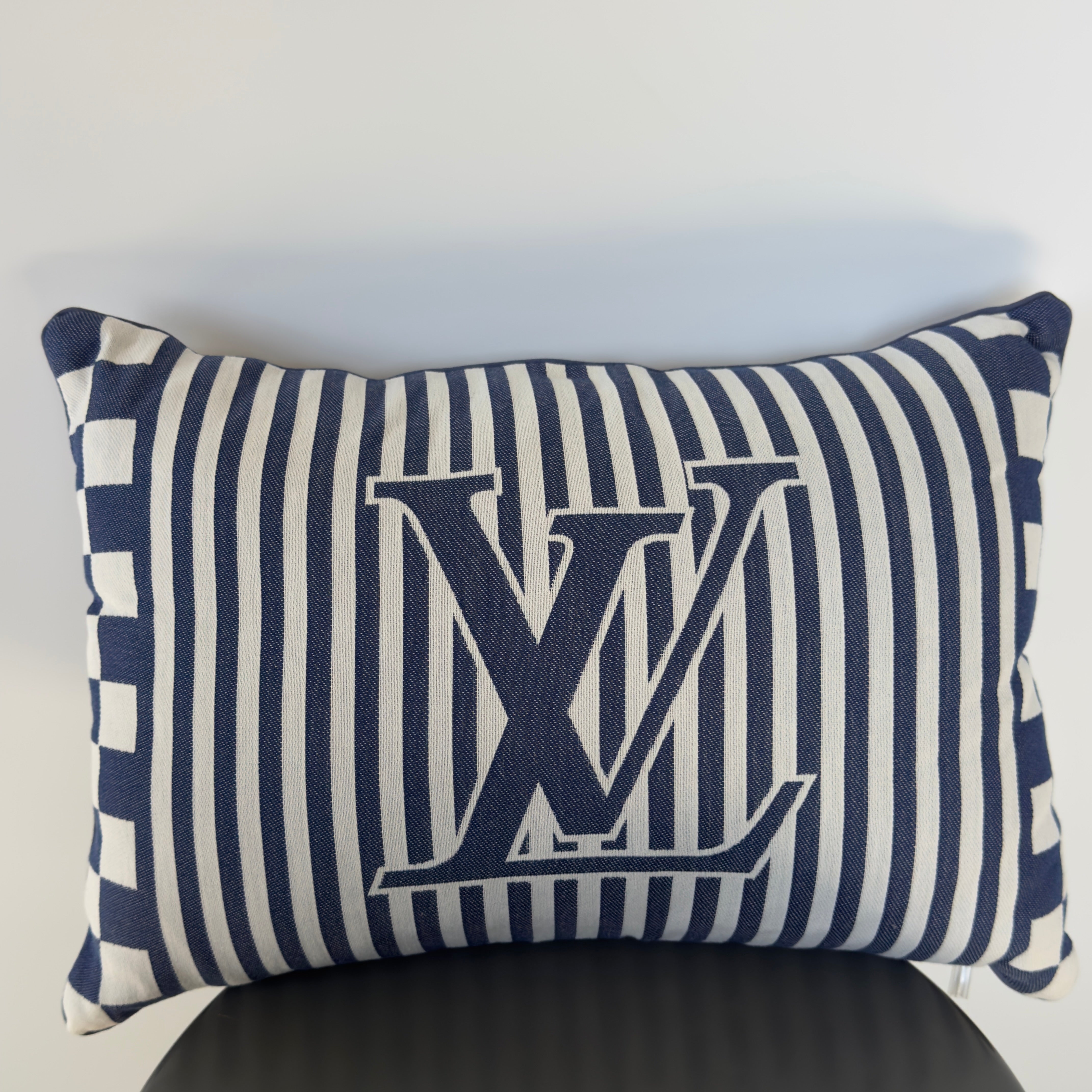 Louis Vuitton Beach Cushion - Queen May