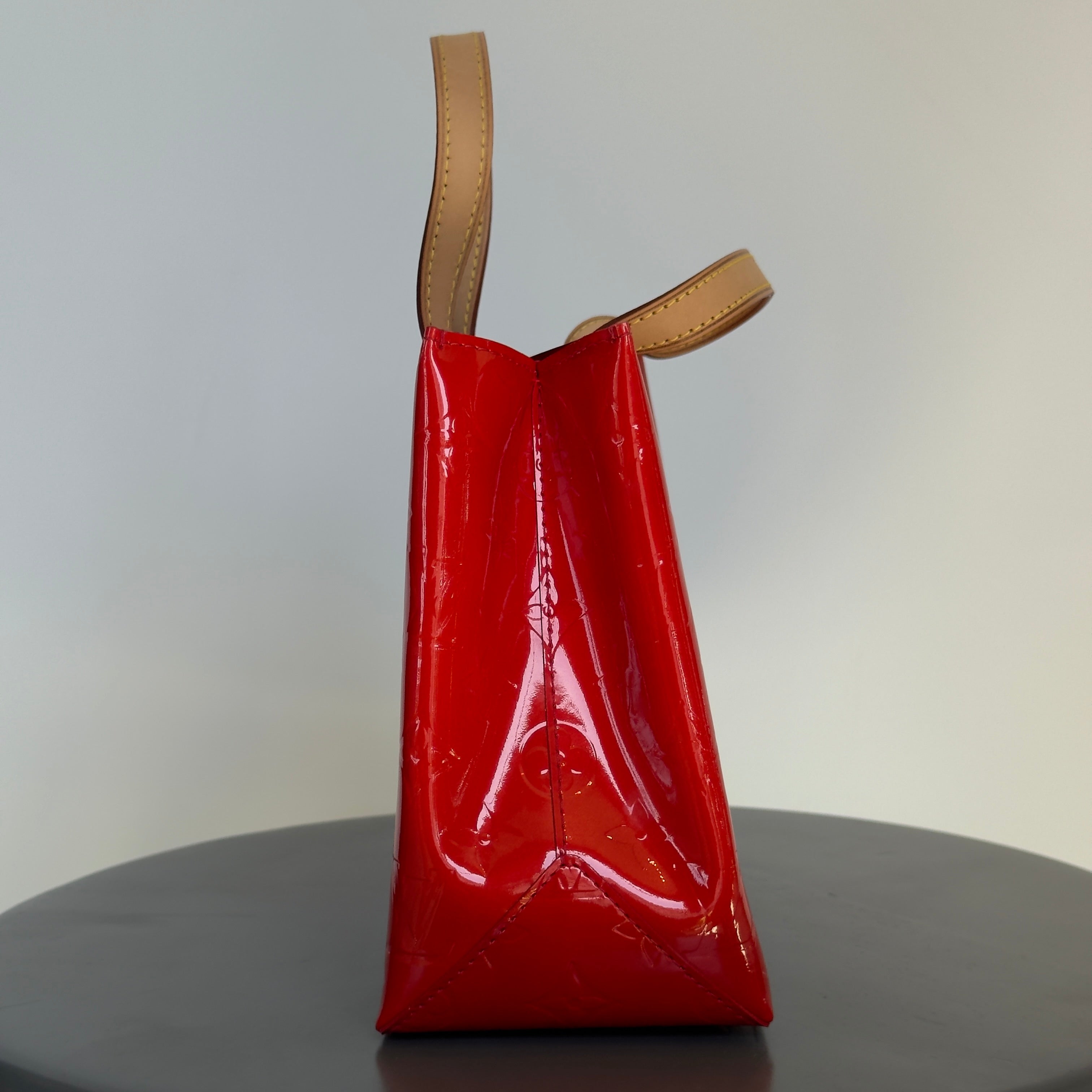 Louis Vuitton Monogram Vernis Reade Red - Queen May