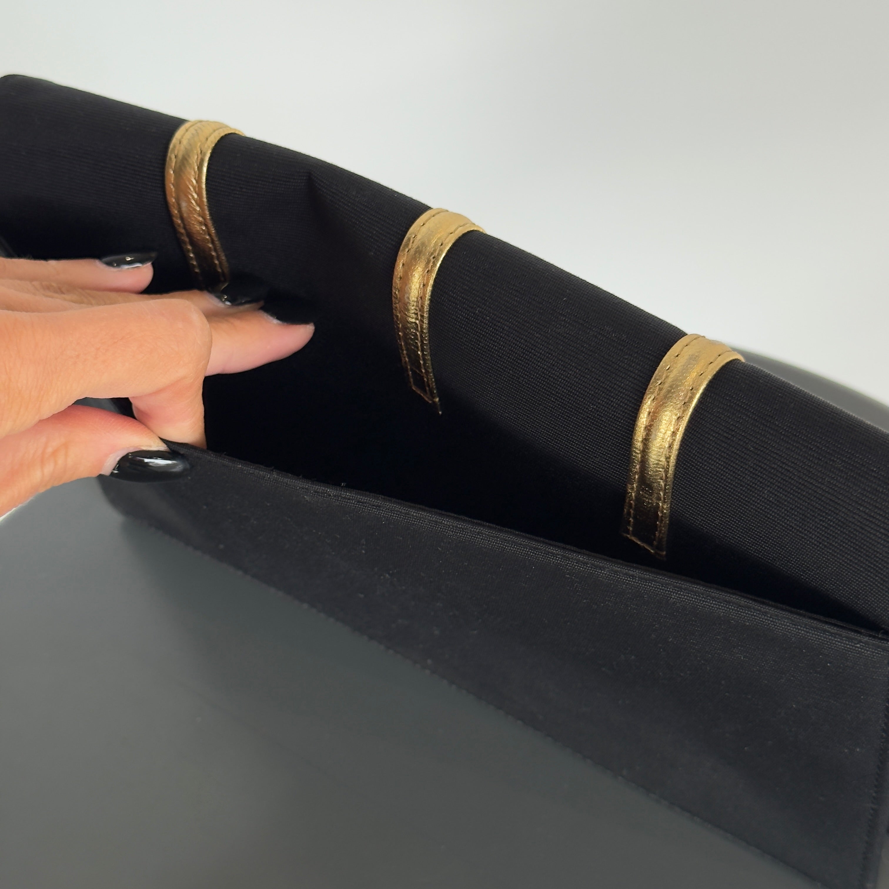 Rare Vintage Yves Saint Laurent Heart Clutch - Queen May