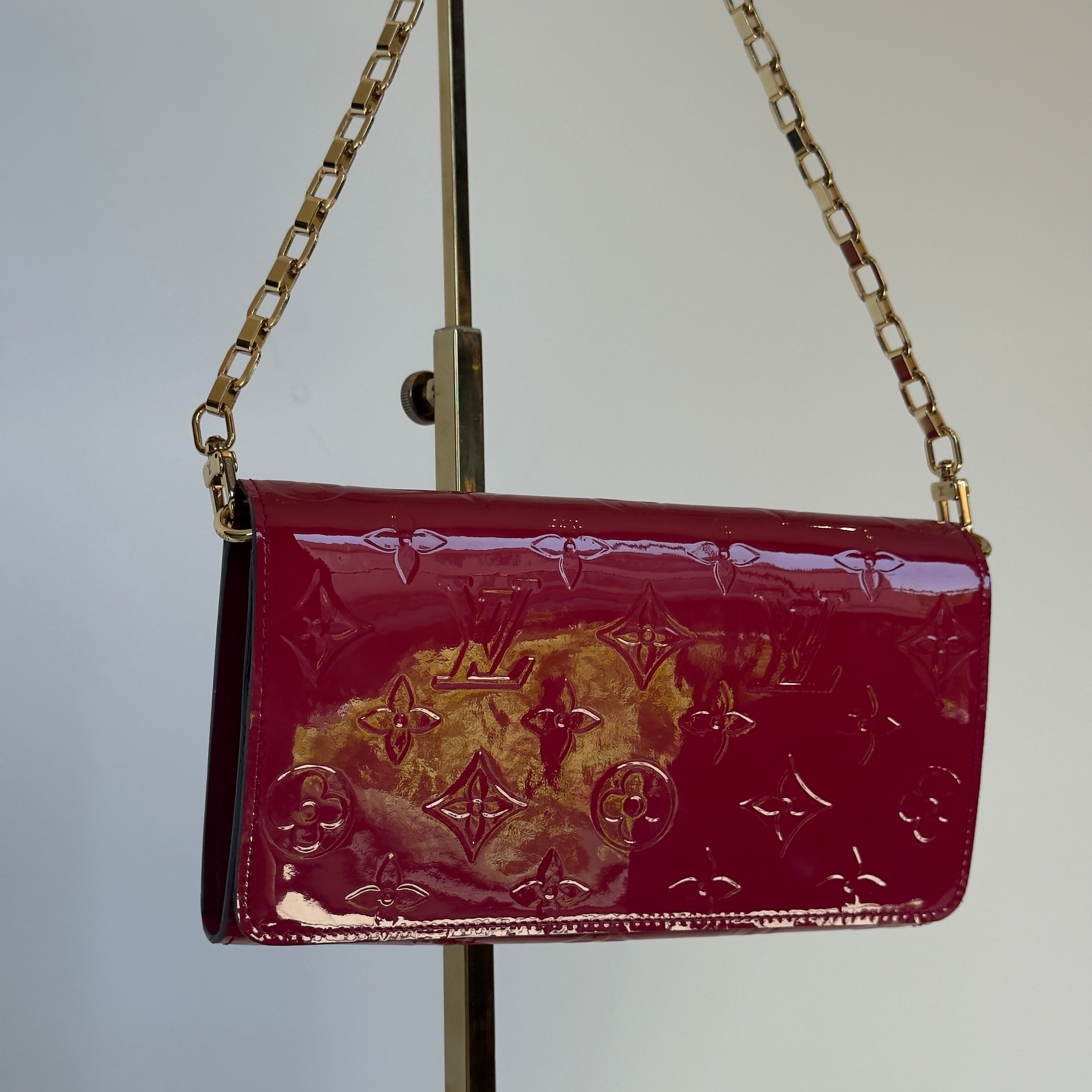 Louis Vuitton Monogram Vernis Portefeuille Sarah Chain Shoulder Bag - Queen May