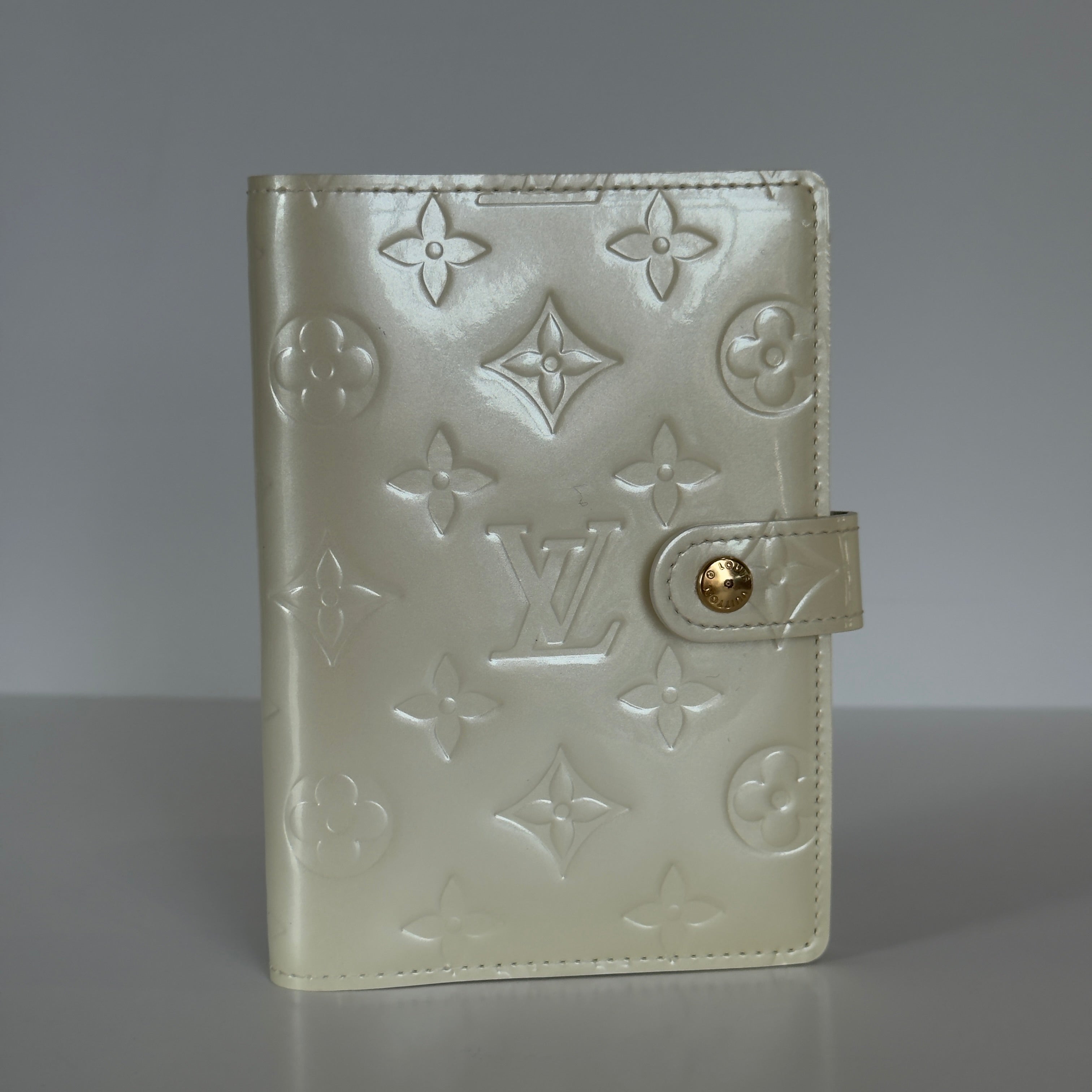 Louis Vuitton Vernis Agenda Pearl - Queen May