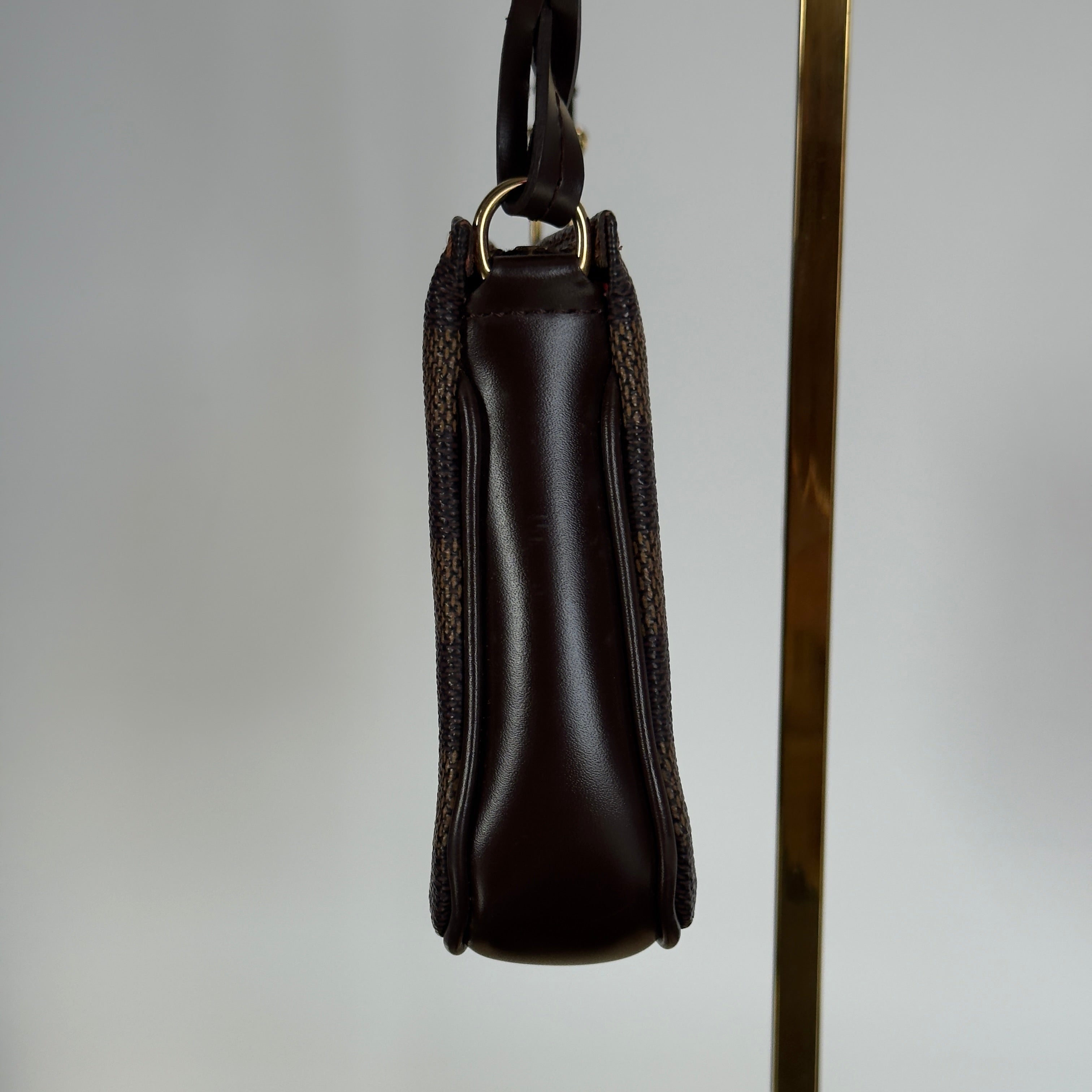 Louis Vuitton Monogram Navona - Queen May