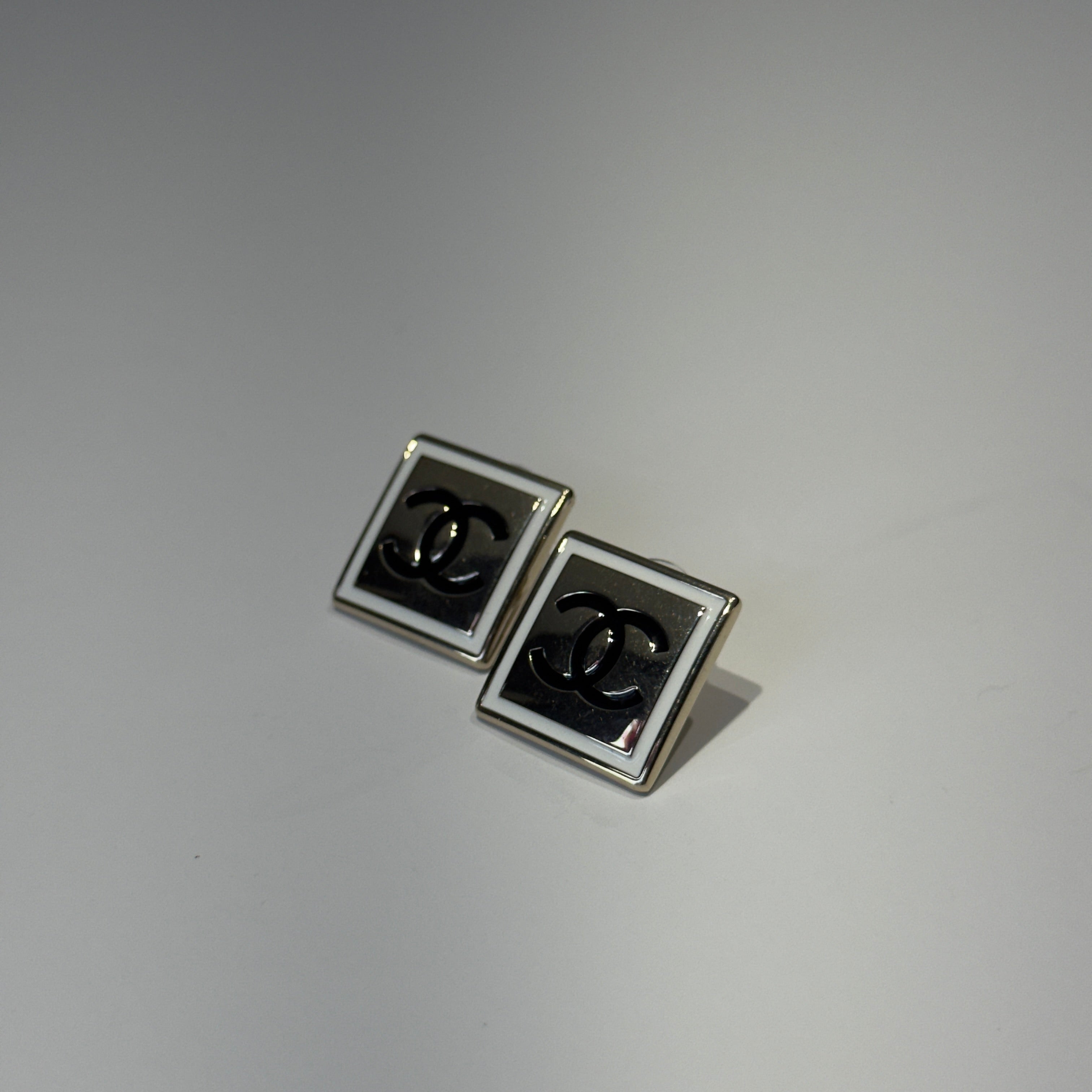 Chanel B21 Square White Enamel CC Earrings - Queen May
