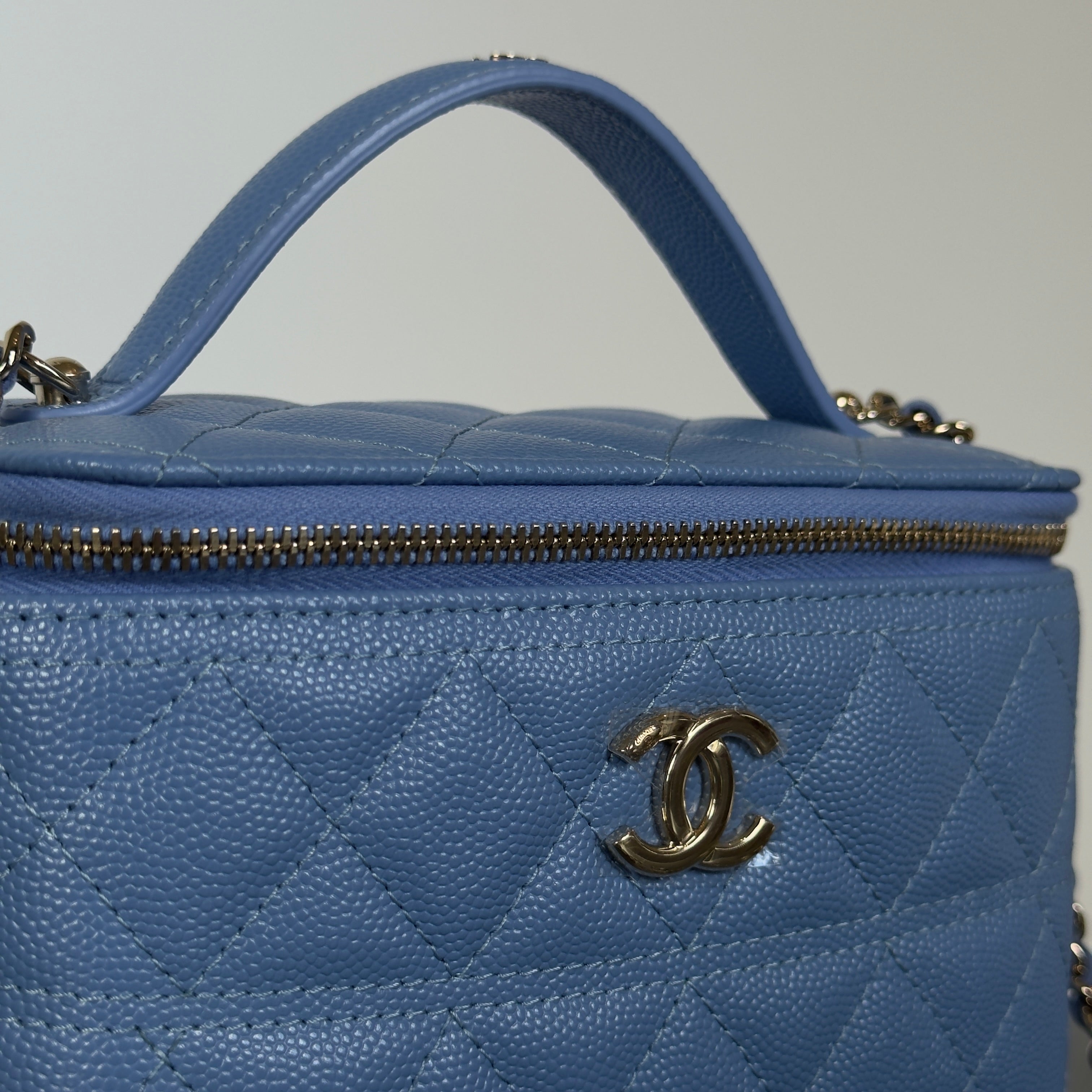 Chanel Long Vanity With Chain In Grained Calfskin and Gold Hardware