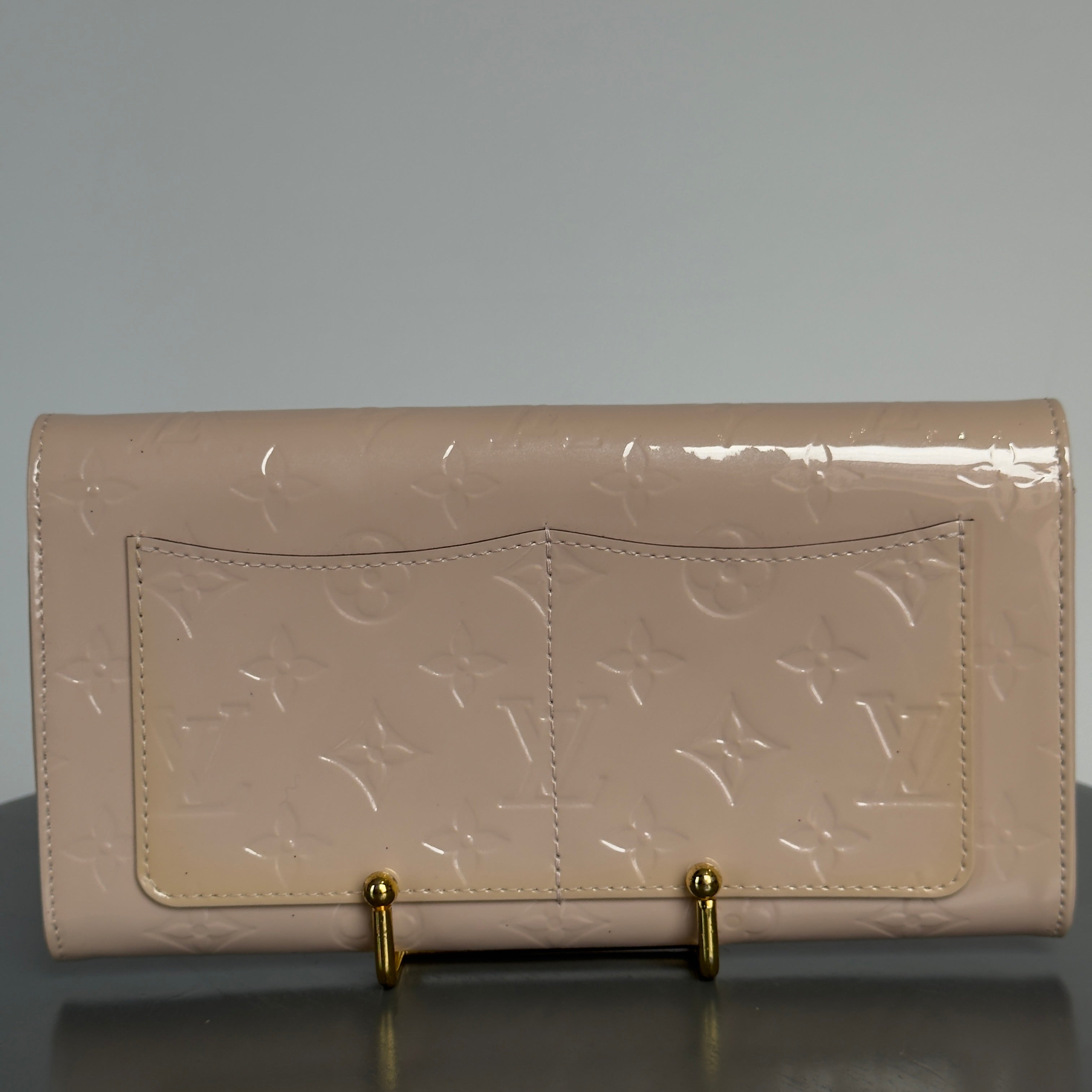 Louis Vuitton Blush Pink Vernis Rossmore MM - Queen May