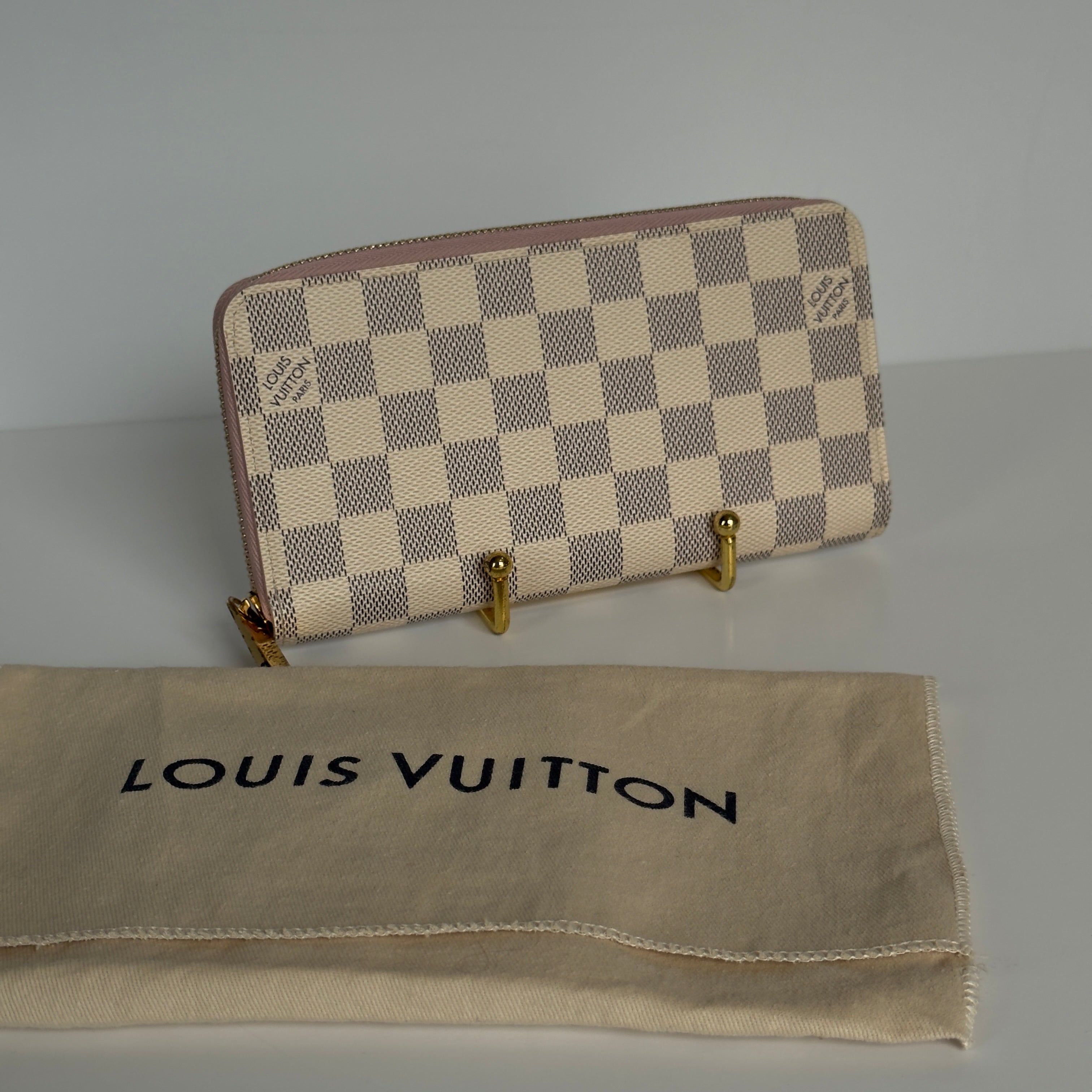 Louis Vuitton Damier Azur Zippy Wallet - Queen May