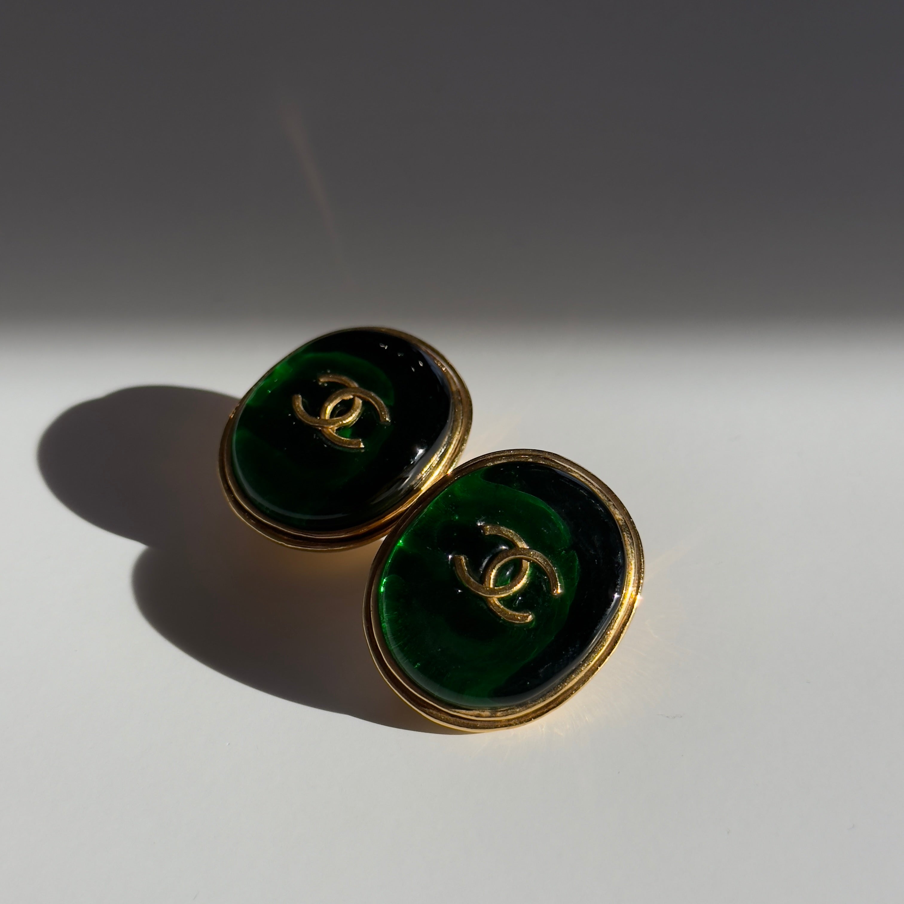 Chanel 1993 Fall CC Gripoix Clip on Earrings - Queen May