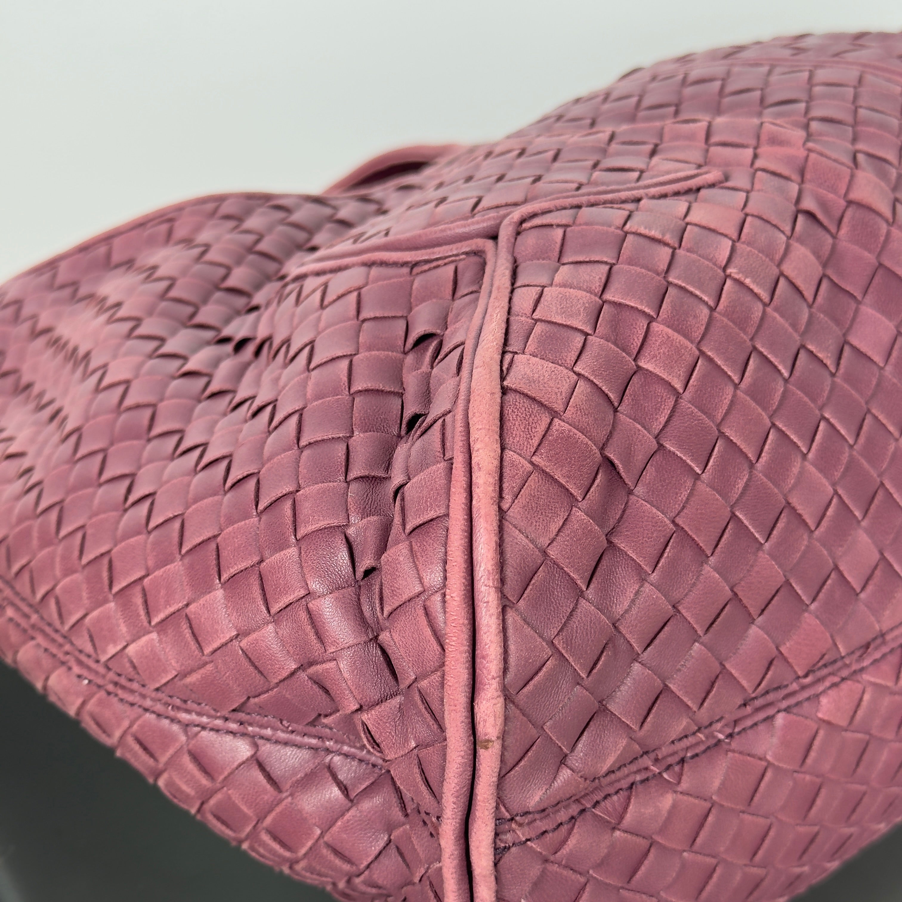 Bottega Veneta Intrecciato Hobo Maroon - Queen May