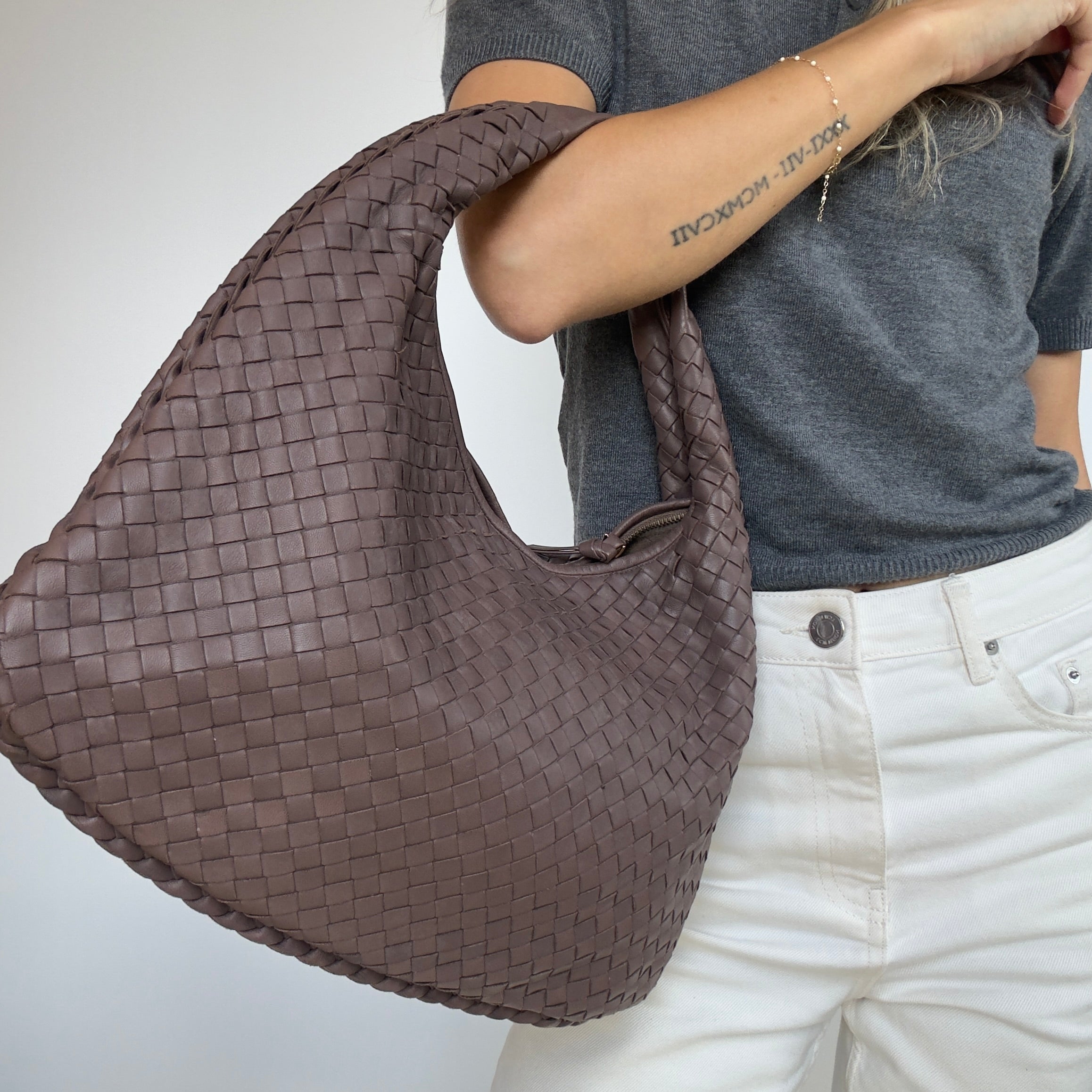Bottega Veneta Intrecciato Hobo Brown - Queen May