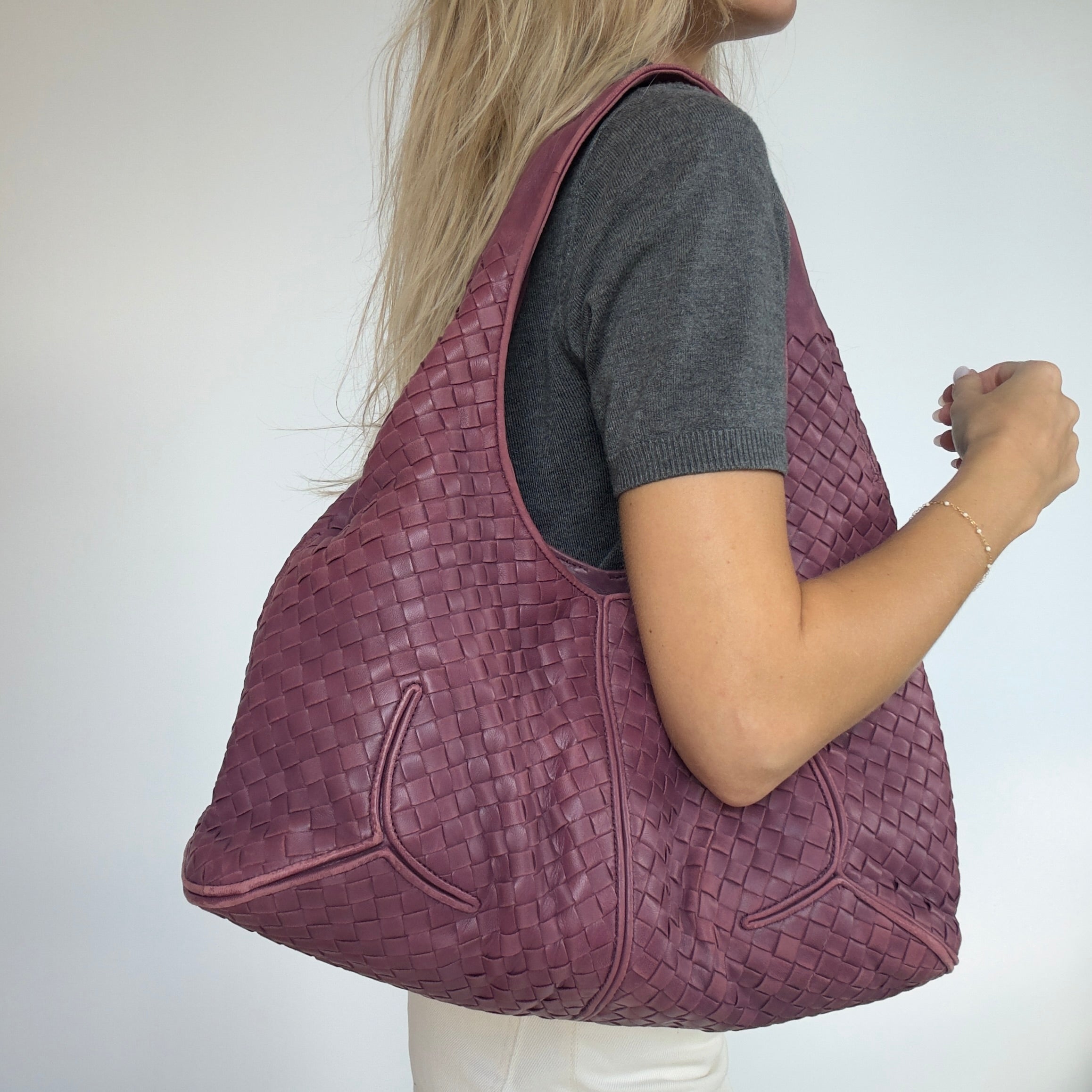 Bottega Veneta Intrecciato Hobo Maroon - Queen May