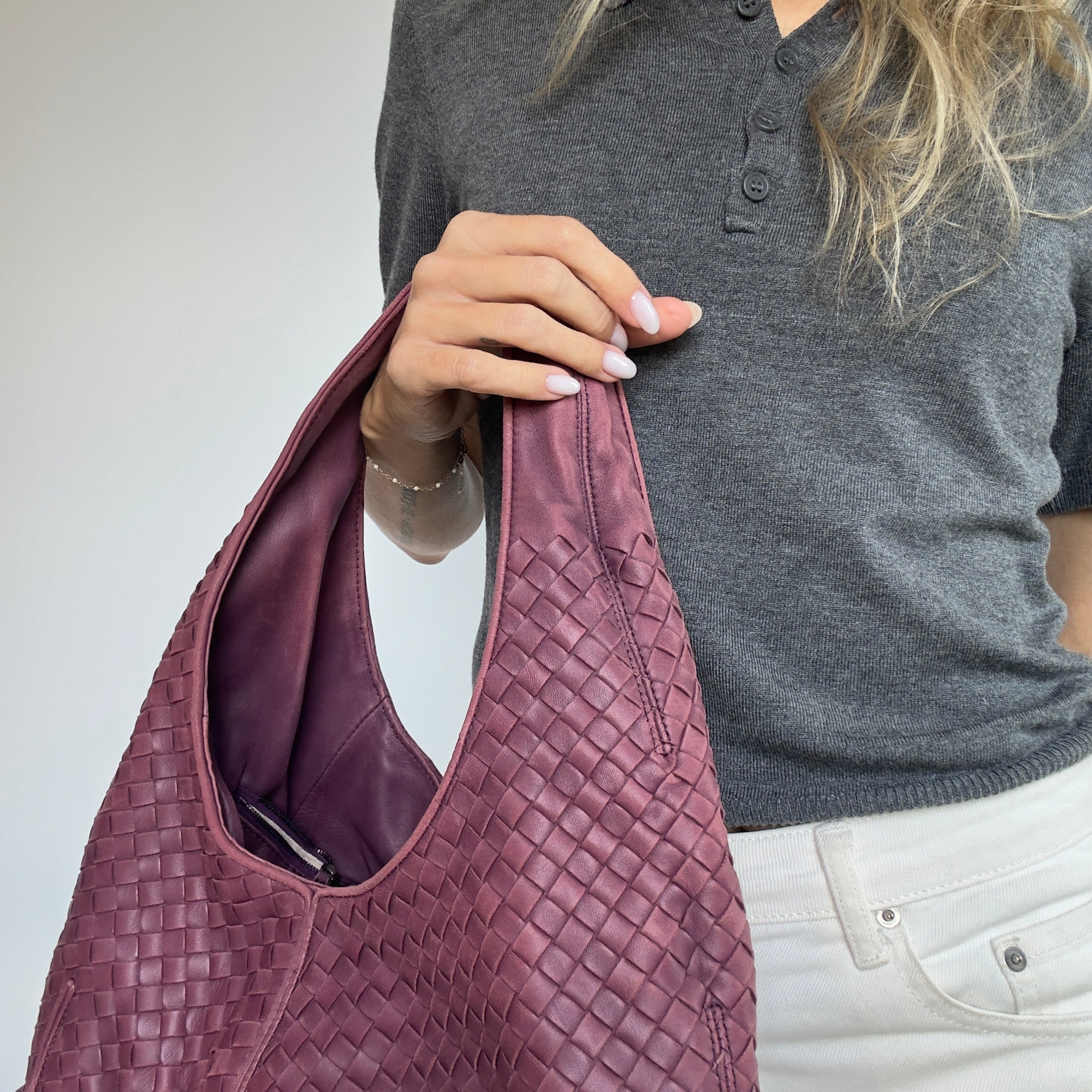 Bottega Veneta Intrecciato Hobo Maroon - Queen May