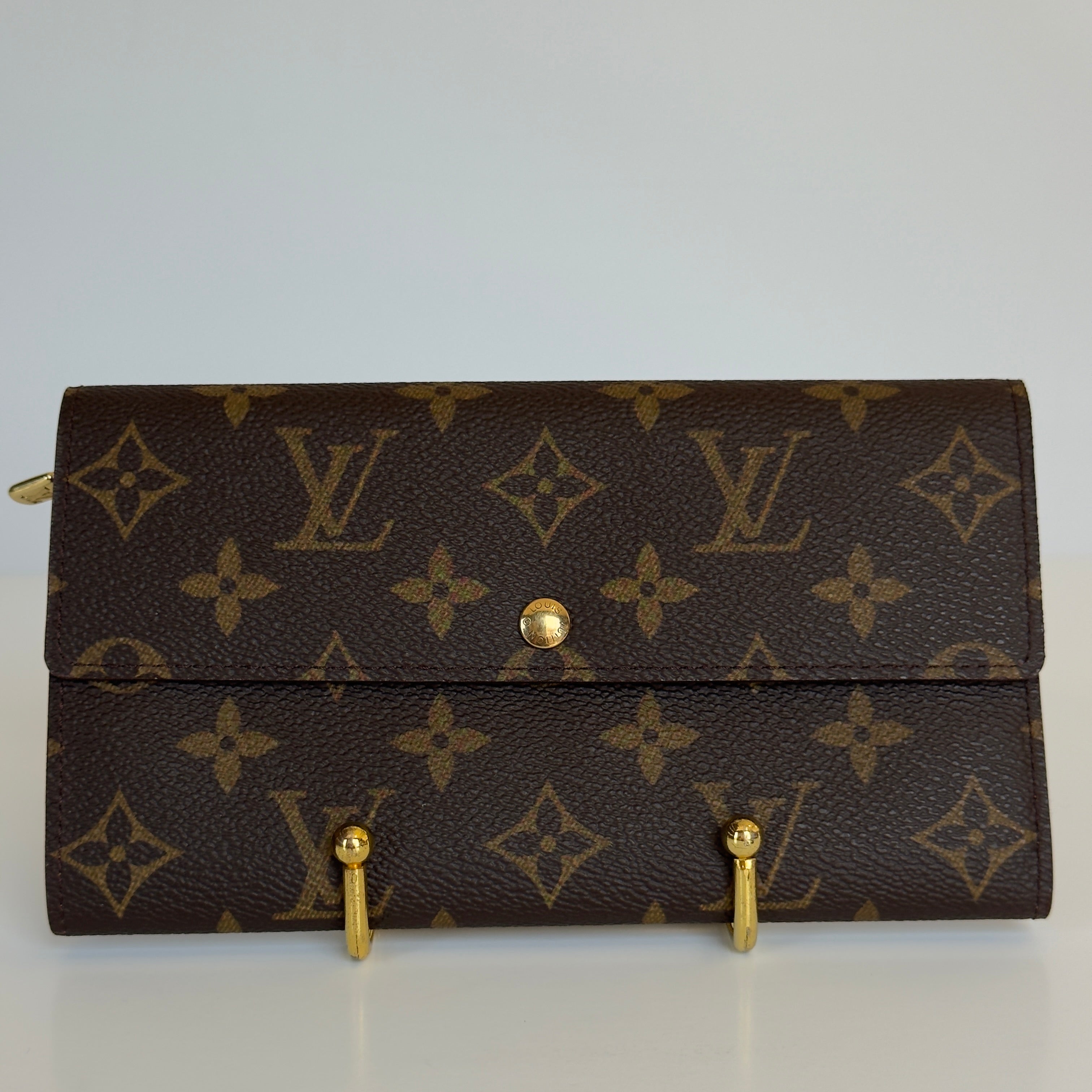 Louis Vuitton Monogram Sarah Wallet - Queen May