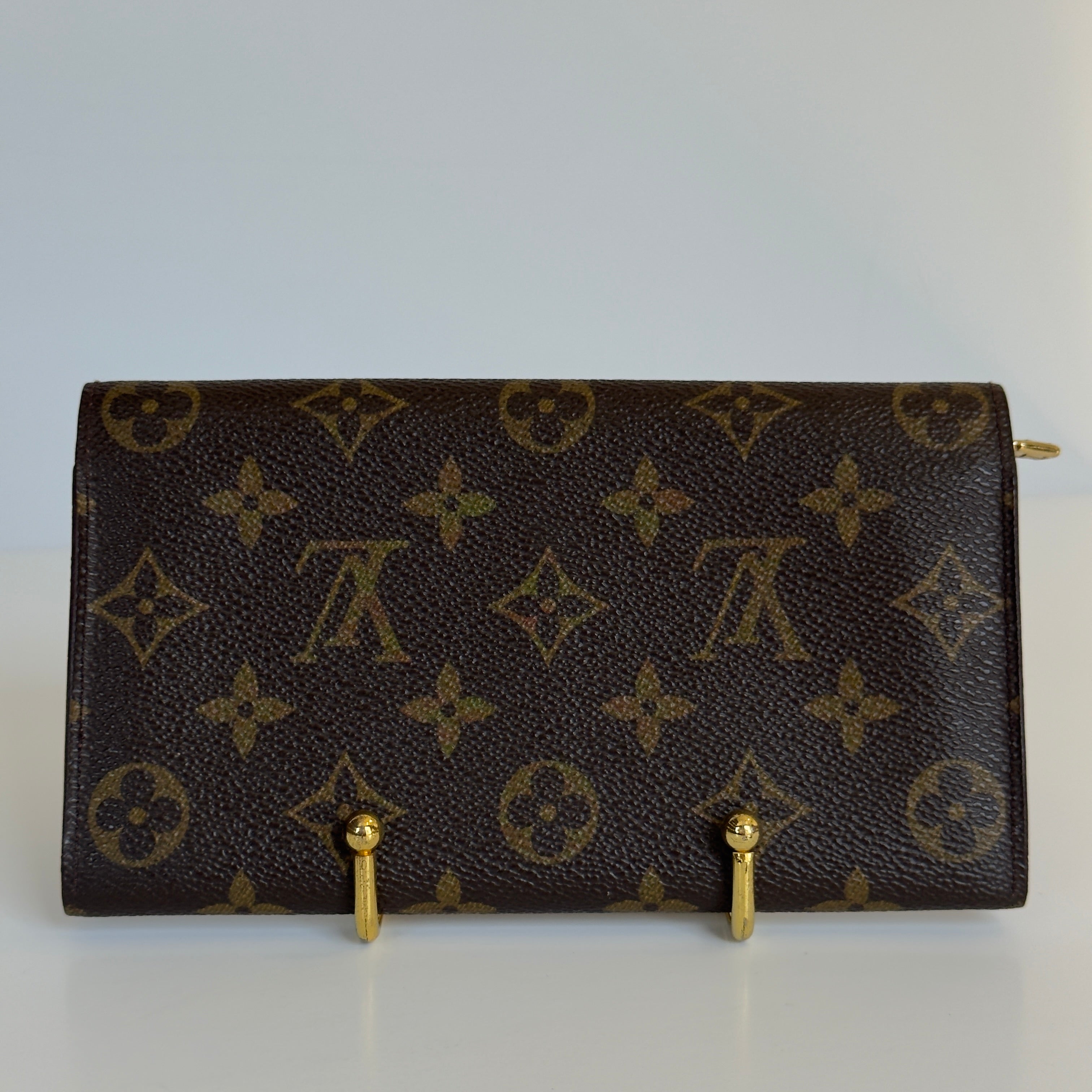 Louis Vuitton Monogram Sarah Wallet - Queen May
