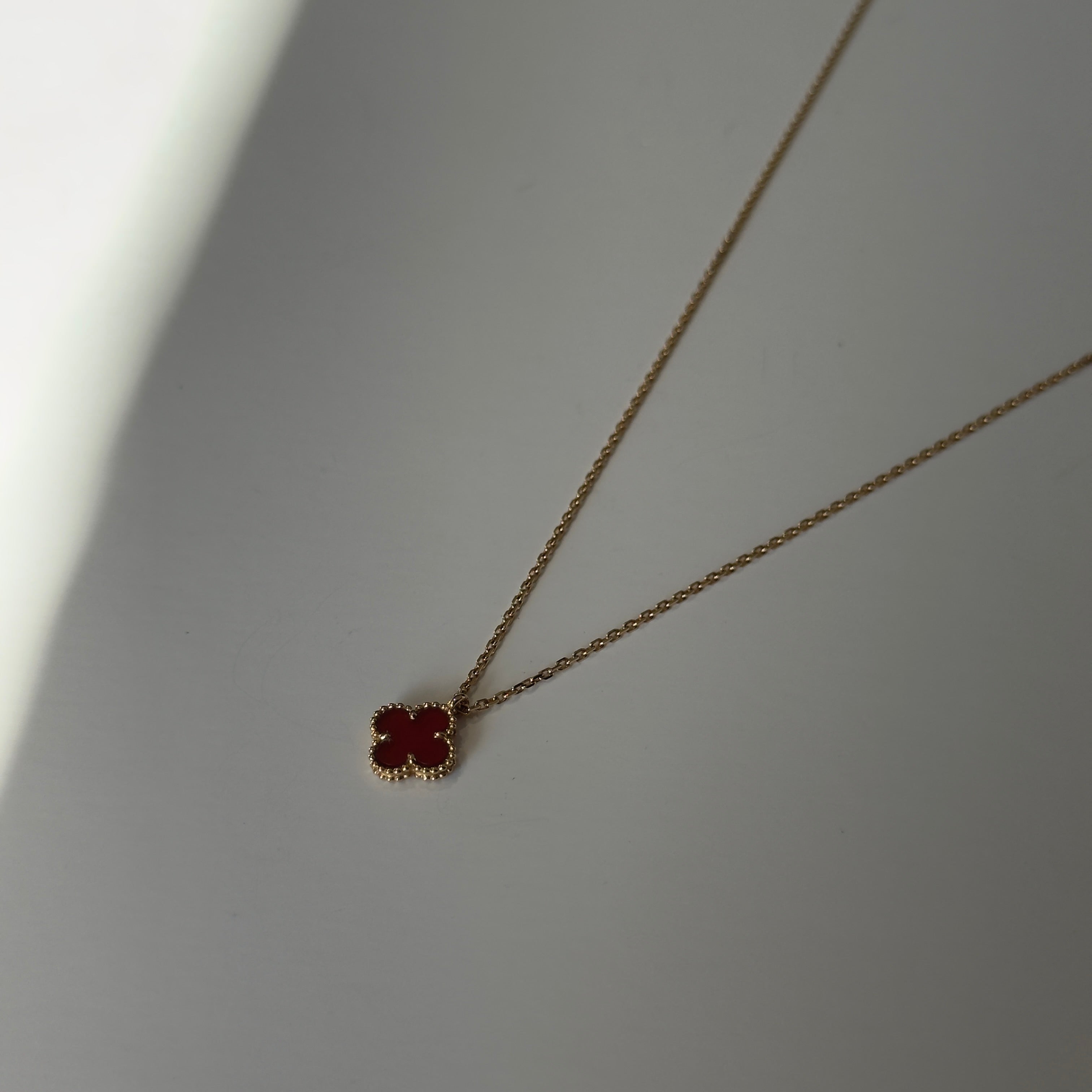 Van Cleef & Arpels Sweet Carnelian Alhambra Pendant 18k rose gold - Queen May