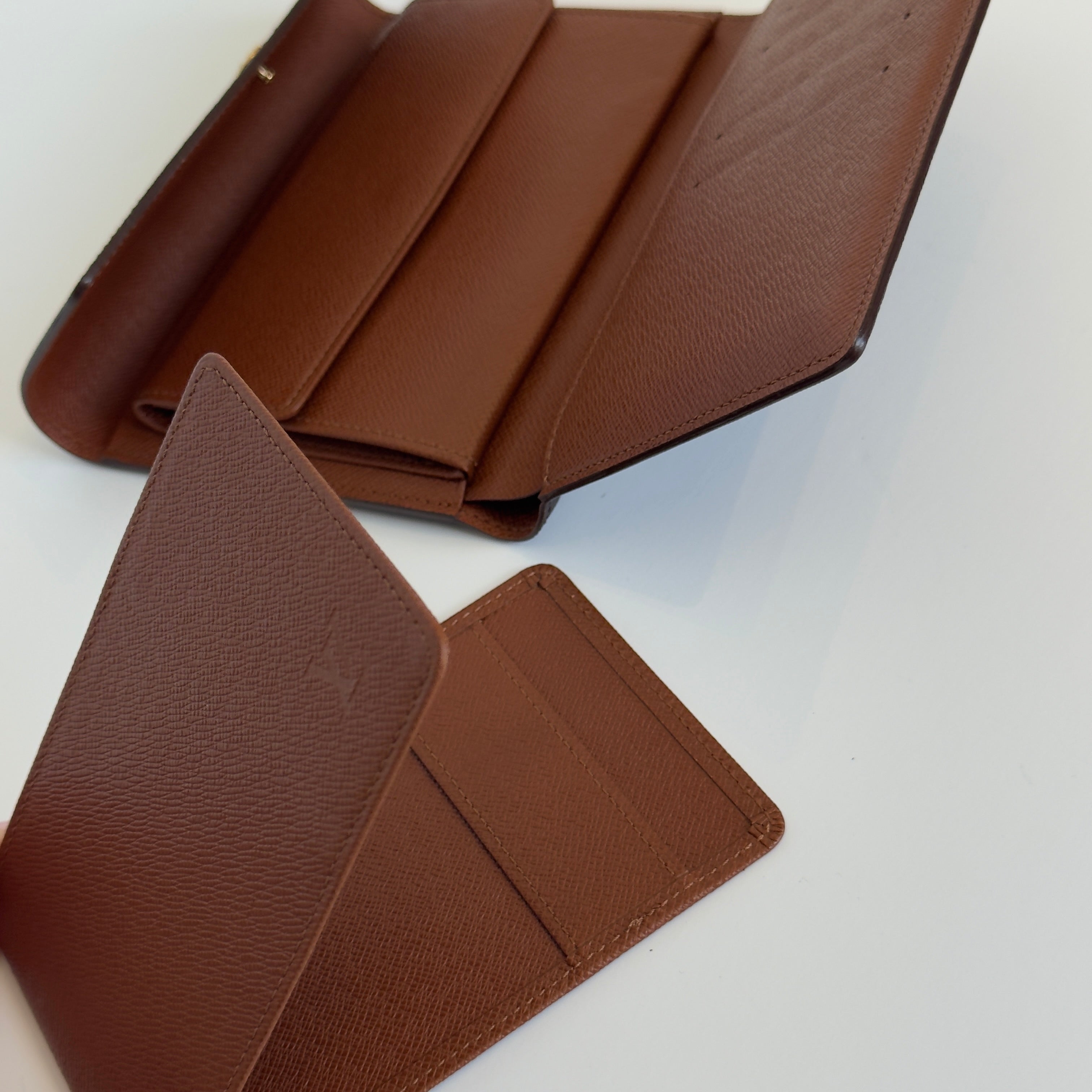 Louis Vuitton Porte Tresor Etui Papiers Wallet Monogram - Queen May