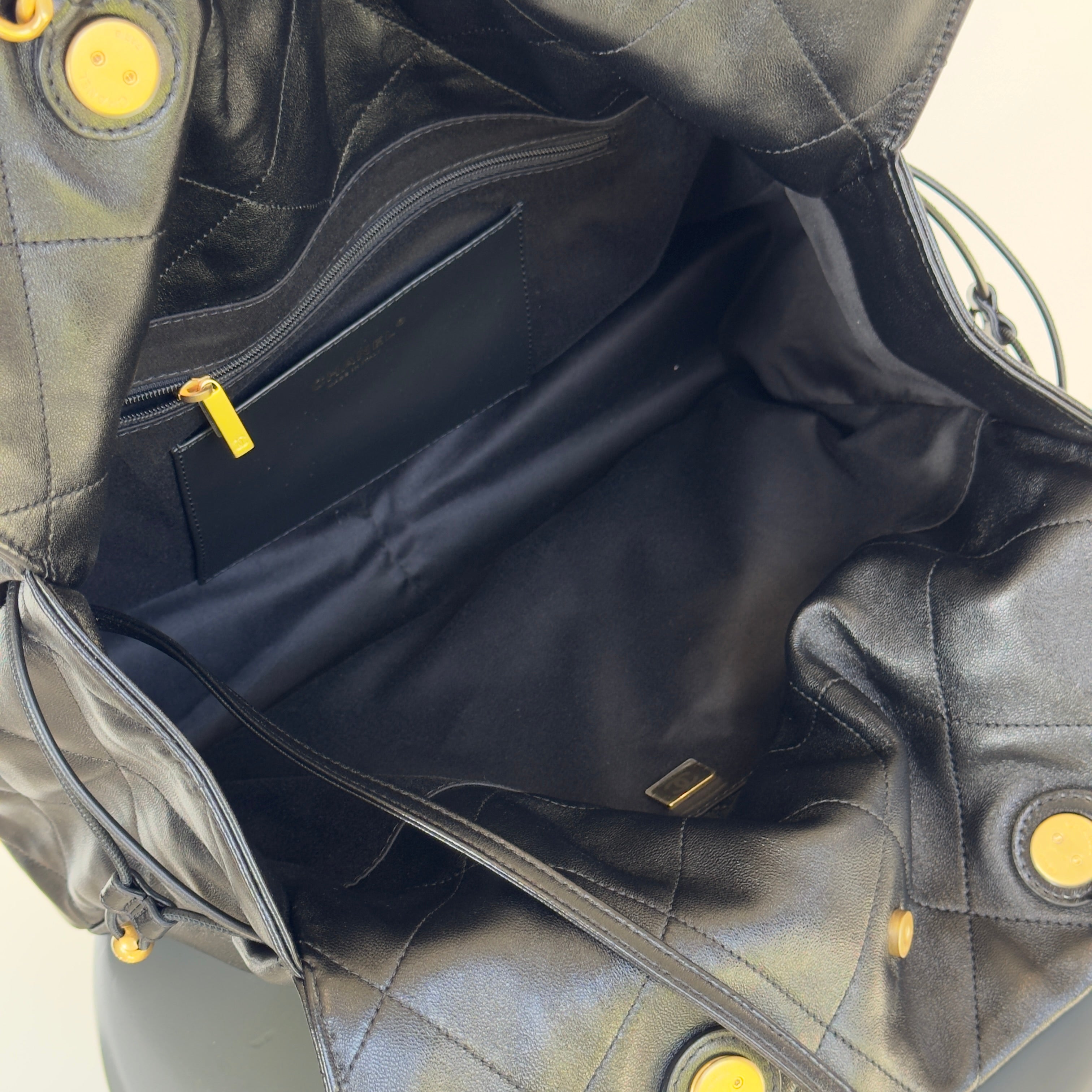 Chanel 2025 CC Shopping Bag Black Lambskin Leather - Queen May