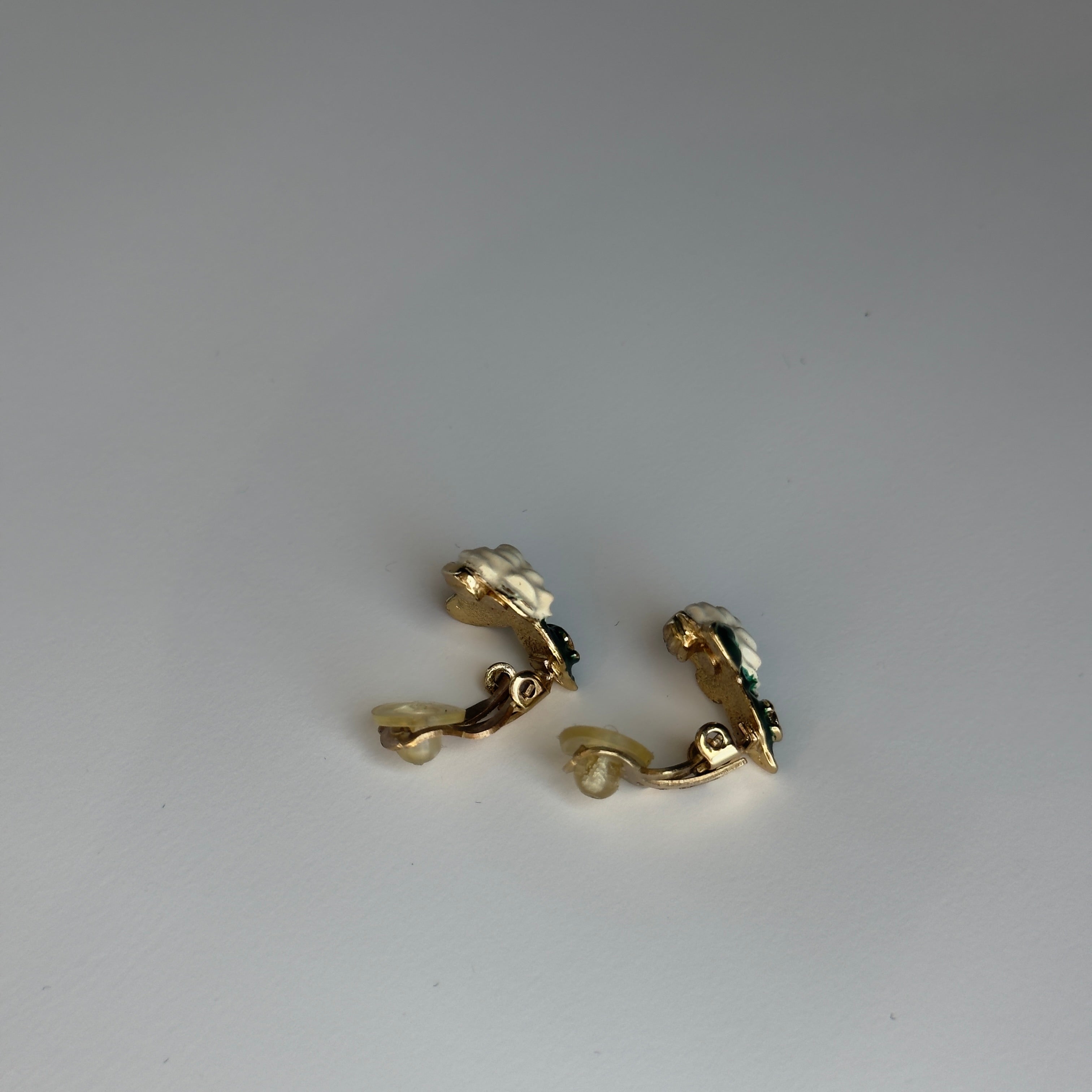Chanel 2004 Fall Camelia Clip-on Earrings - Queen May