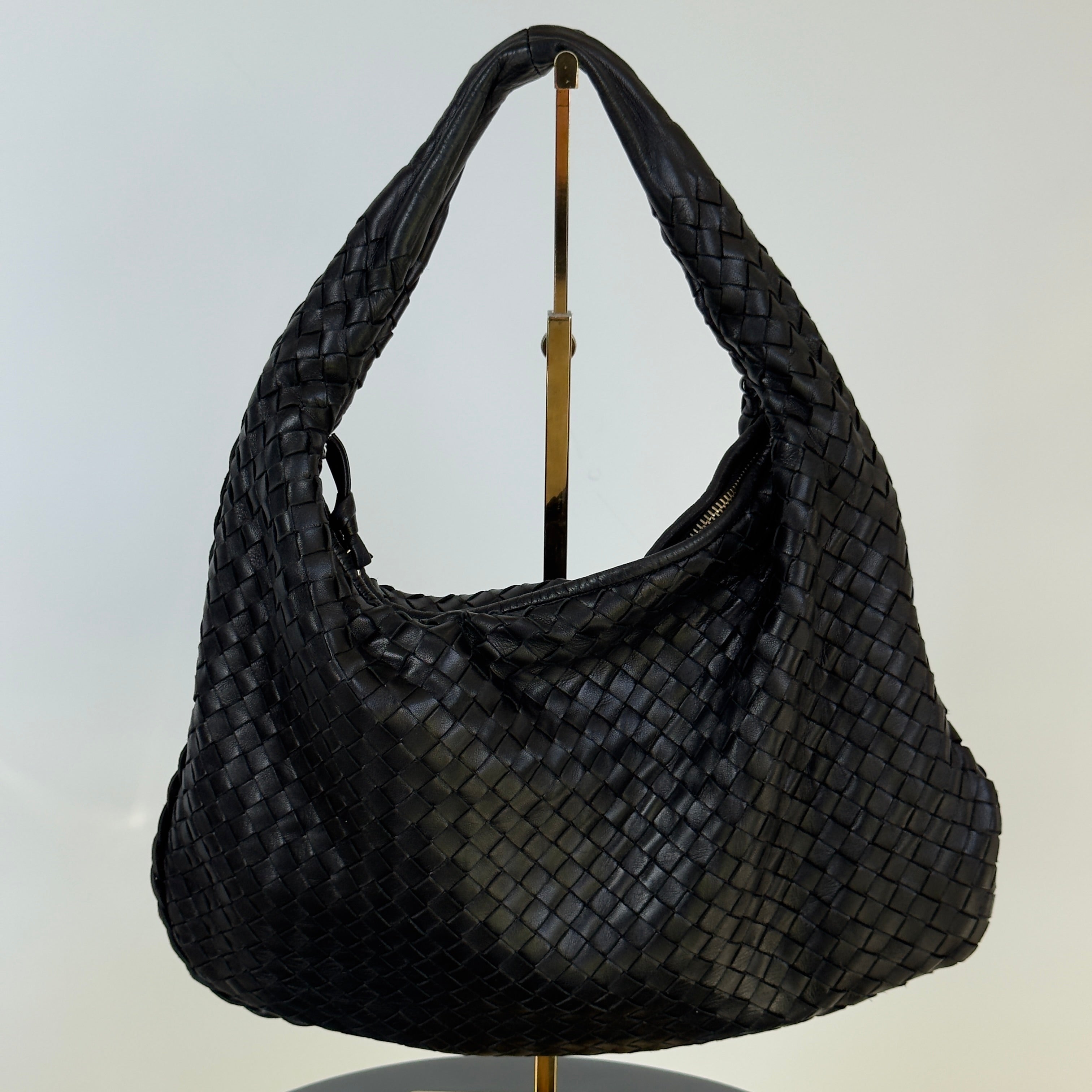 Bottega Veneta Intrecciato Hobo Black - Queen May