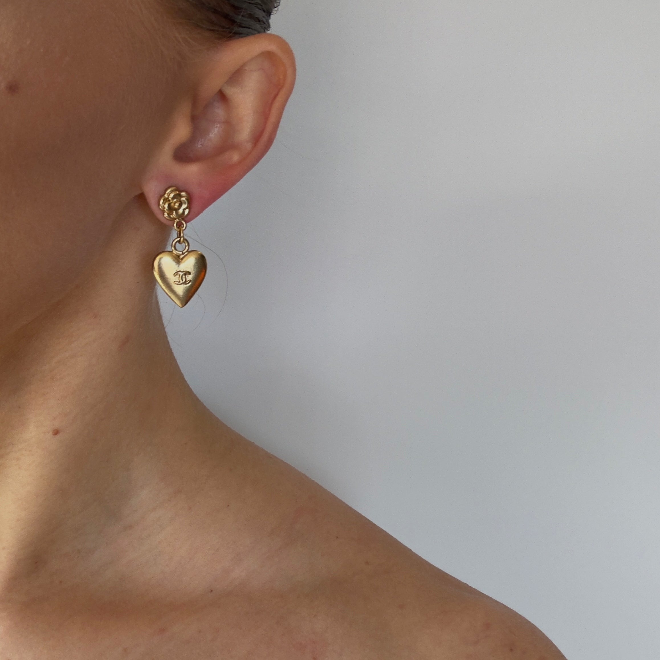 Chanel Camellia Heart Earrings 2002 - Queen May