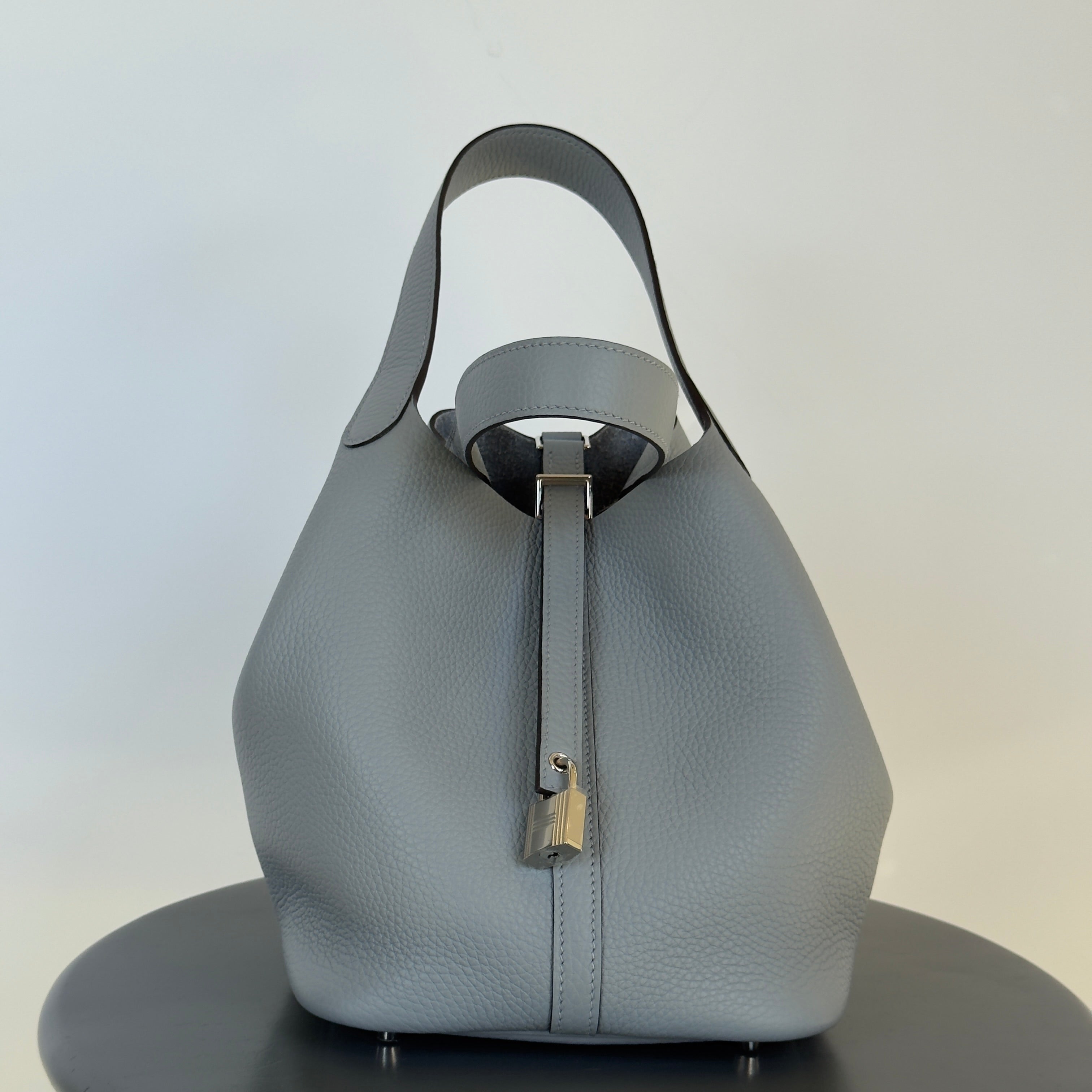 Hermes 2025 Clemence Picotin Lock 22 Gris Pantin | QUEEN MAY
