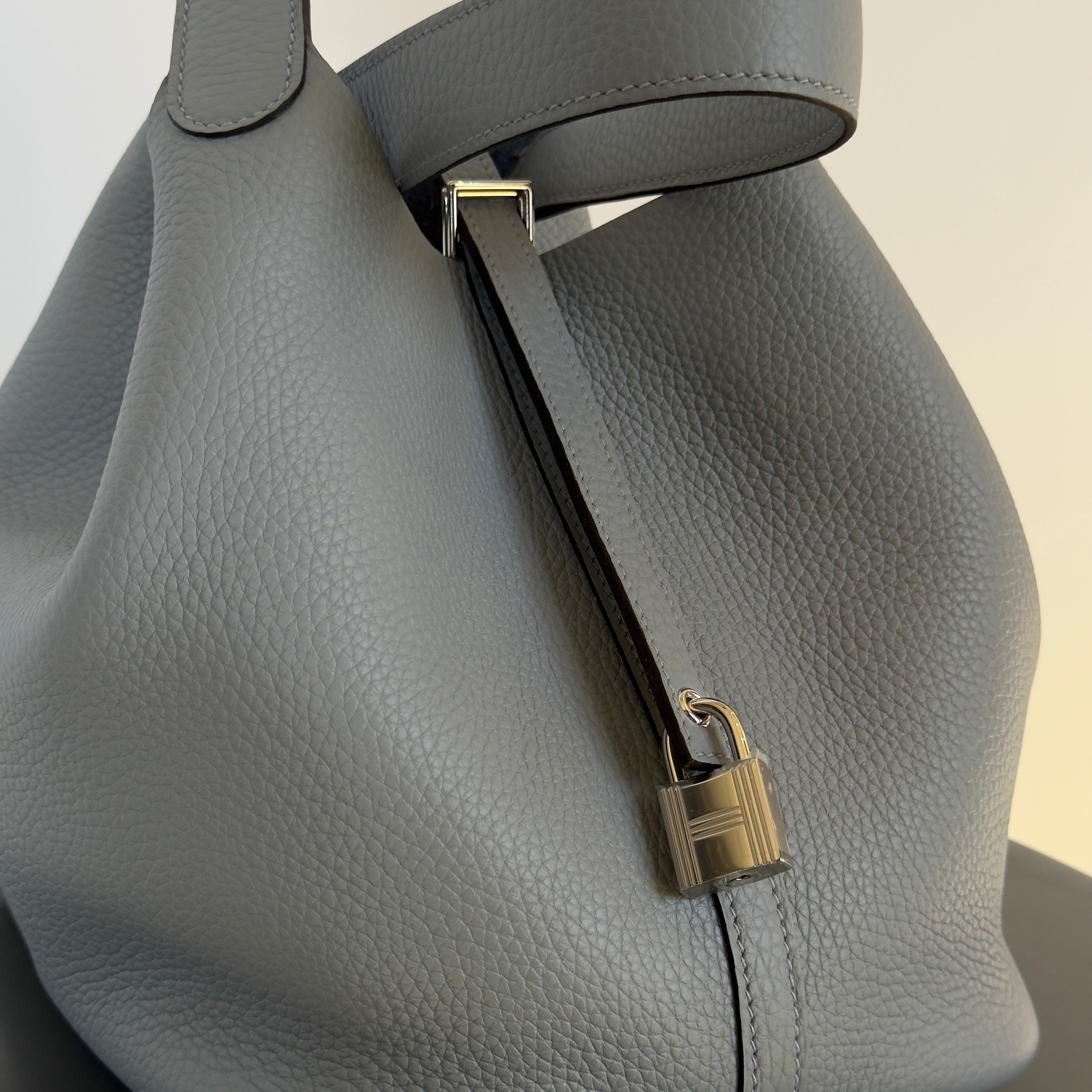 Hermes 2025 Clemence Picotin Lock 22 Gris Pantin