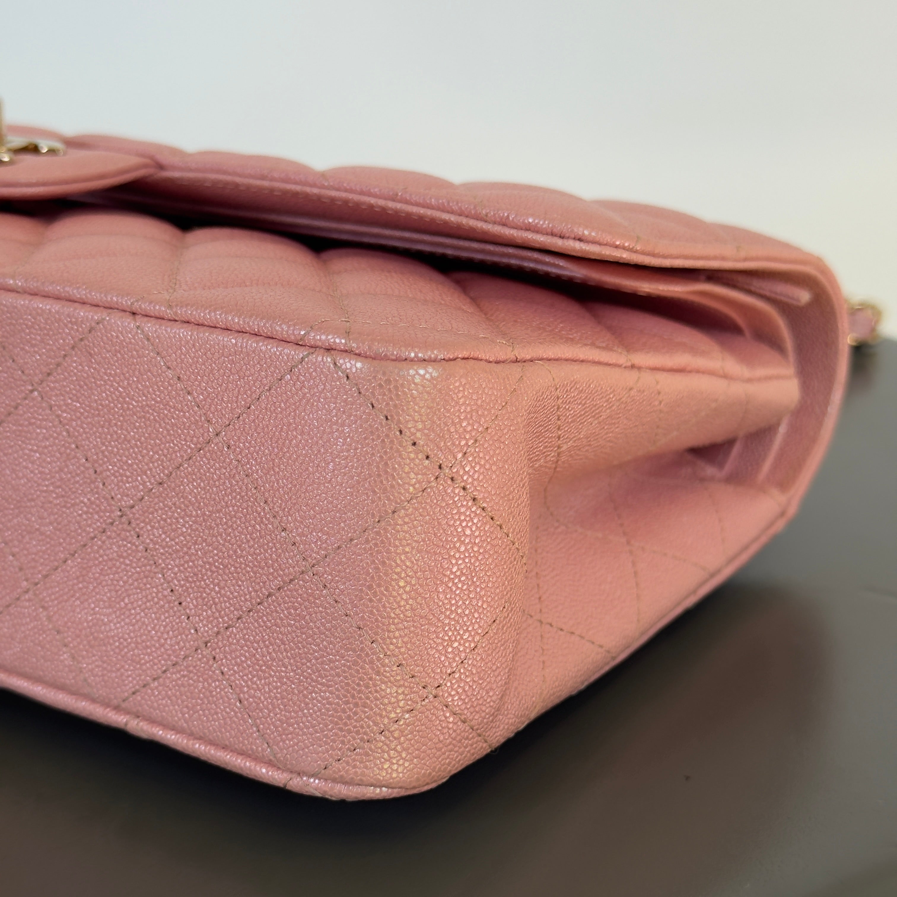 Chanel 19S Iridescent Pink Medium Classic Flap 2019