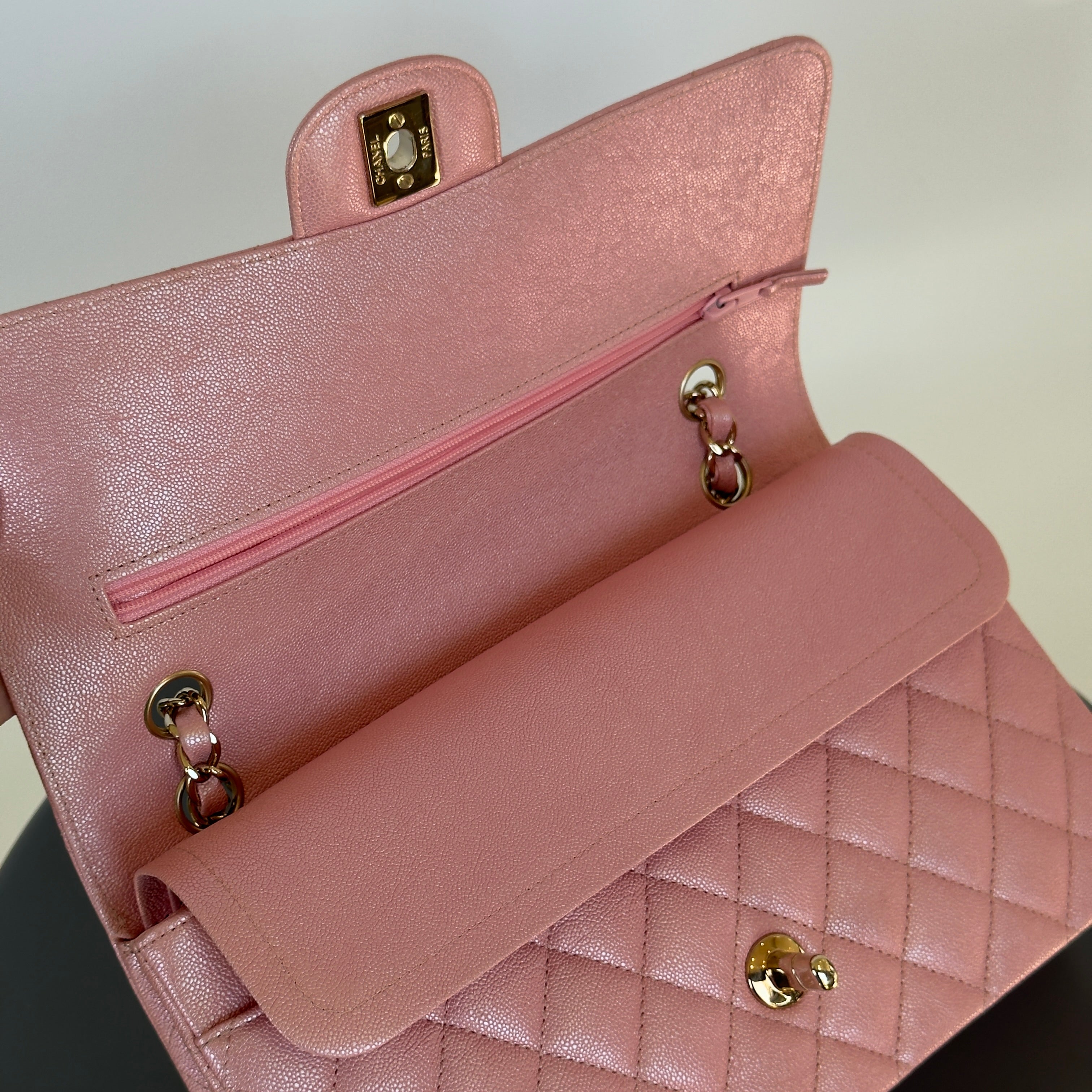 Chanel 19S Iridescent Pink Medium Classic Flap 2019
