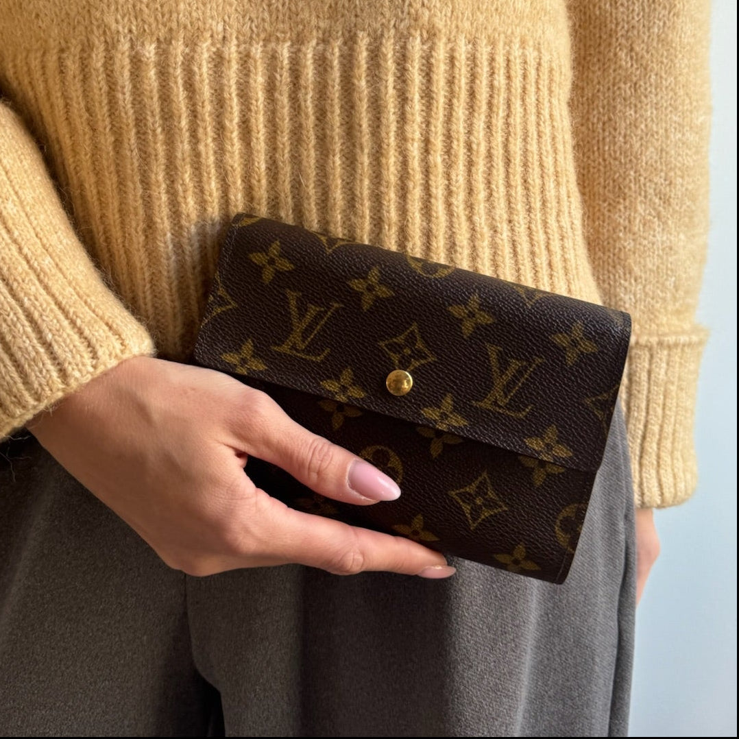 Louis Vuitton Monogram Tri Fold Wallet - Queen May