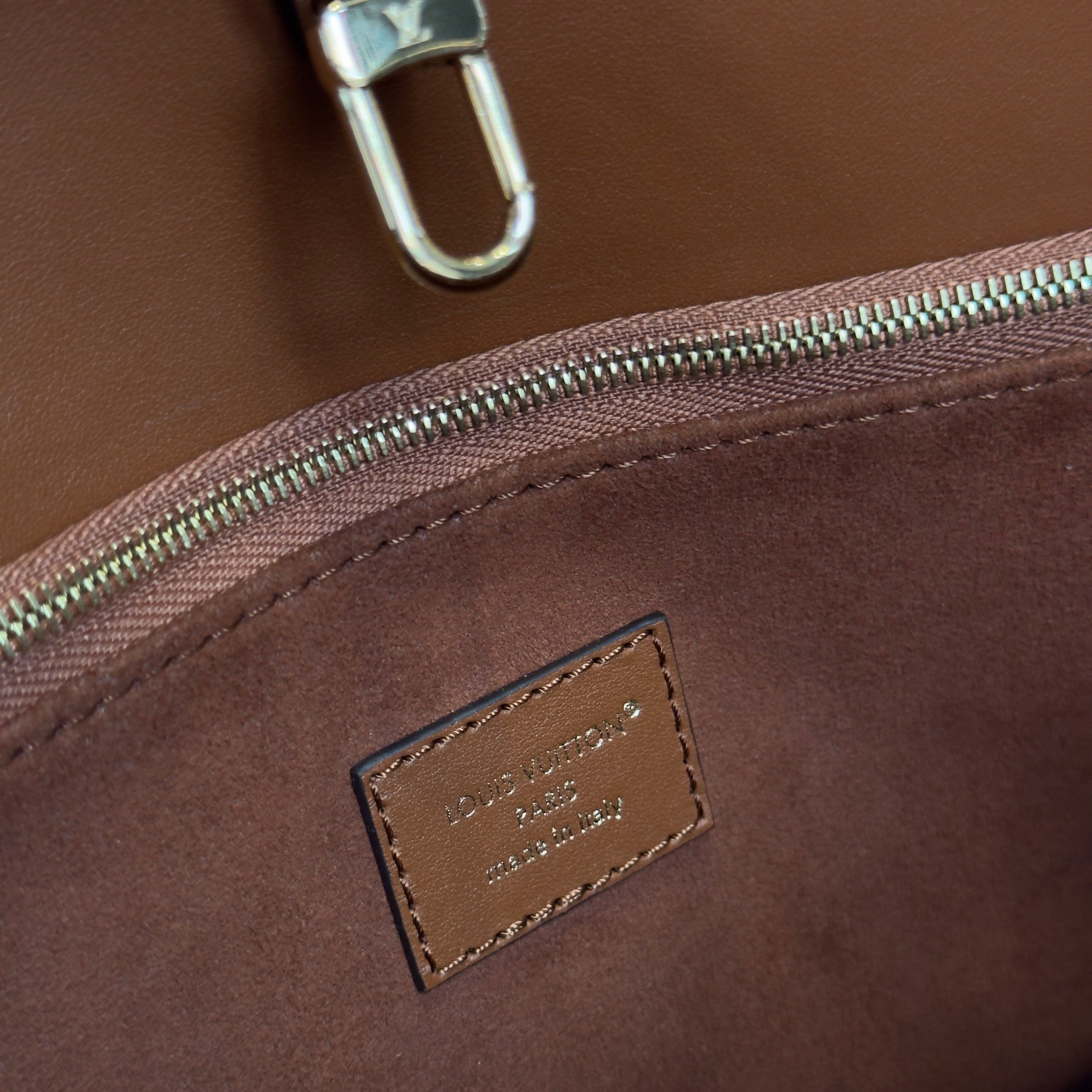 Louis Vuitton Monogram On The Go Organizer - Queen May