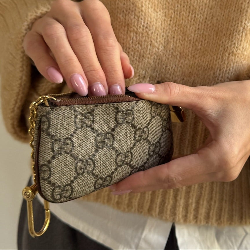 Gucci GG Emblem Key Pouch - Queen May