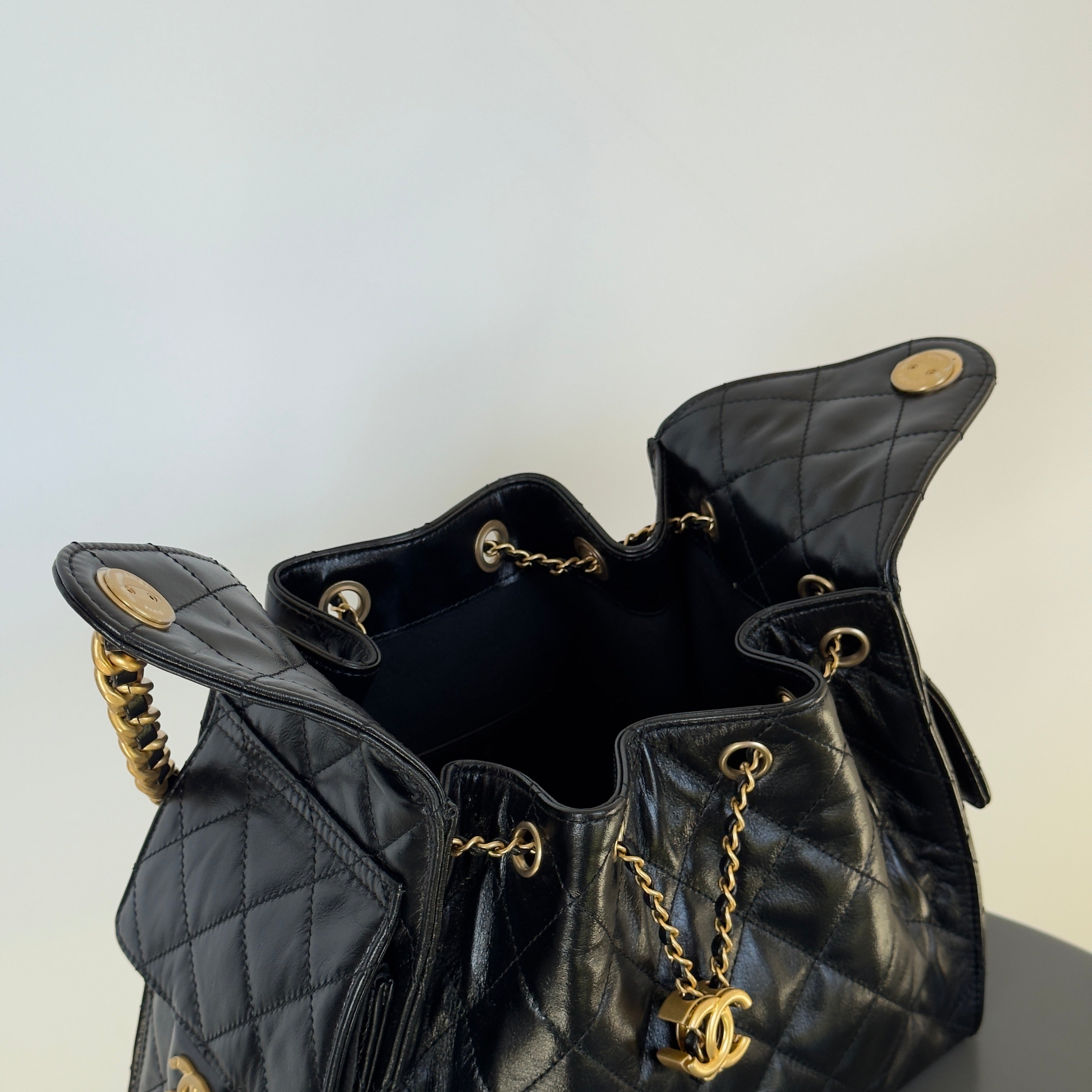 Chanel Small 25 Hobo Black - Queen May